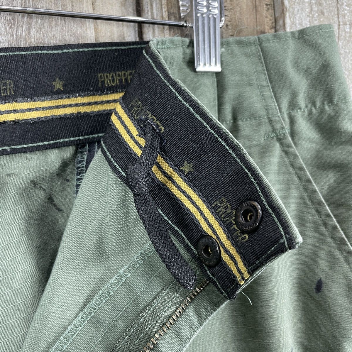 Propper × Vintage Vintage Propper Military Green Cargo Pants Size US 37 - 18 Thumbnail