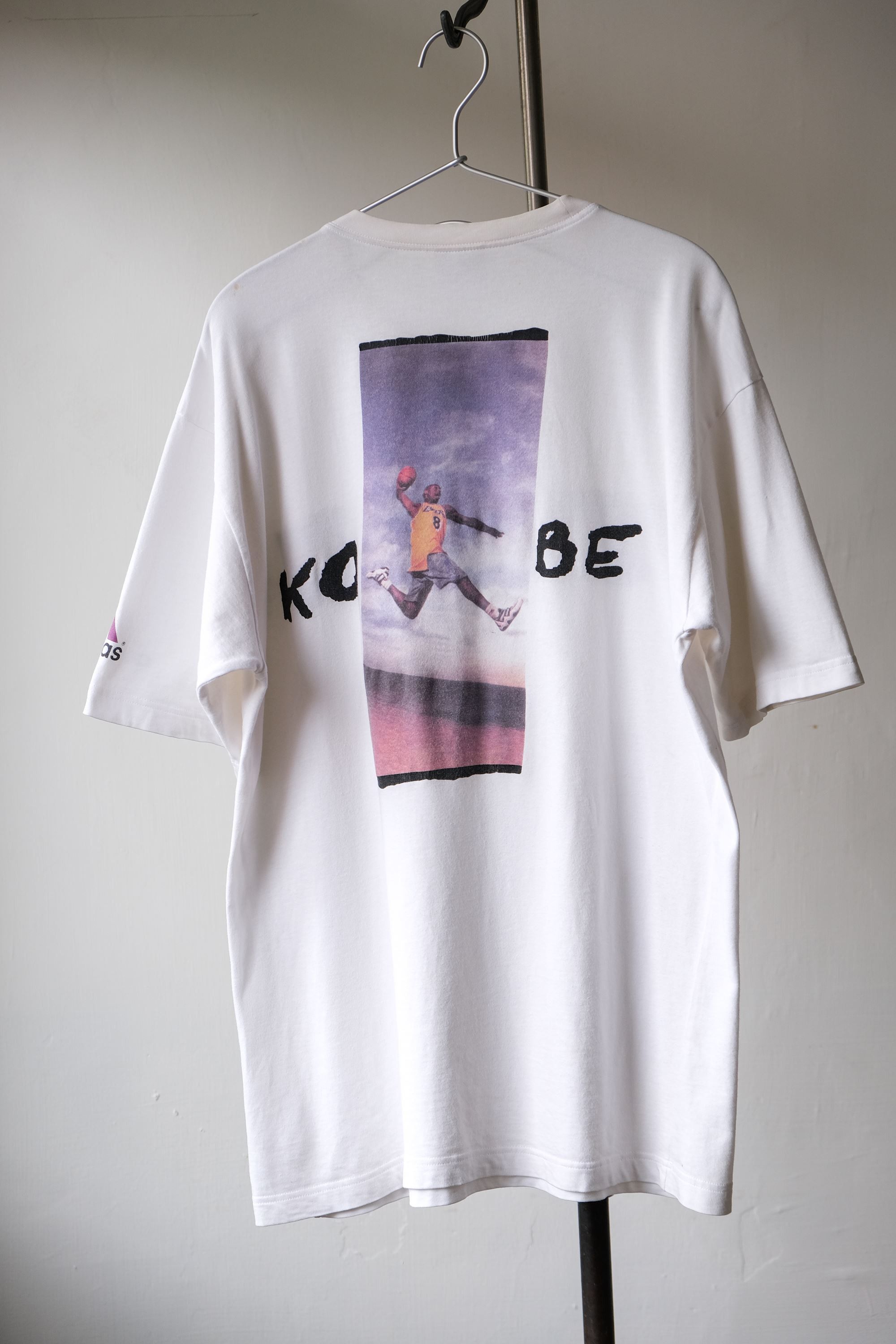 Adidas Adidas Vintage Kobe Bryant Tee Size US L / EU 52-54 / 3 - 1 Thumbnail