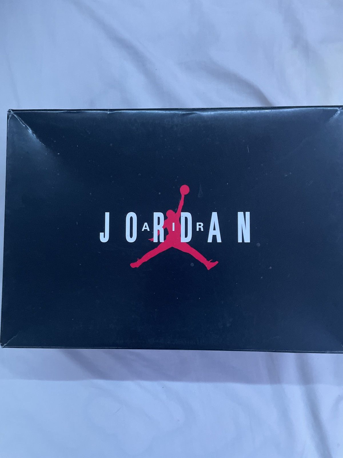 Jordan Brand Jordan 11 Cherry Size US 8.5 / EU 41-42 - 9 Thumbnail