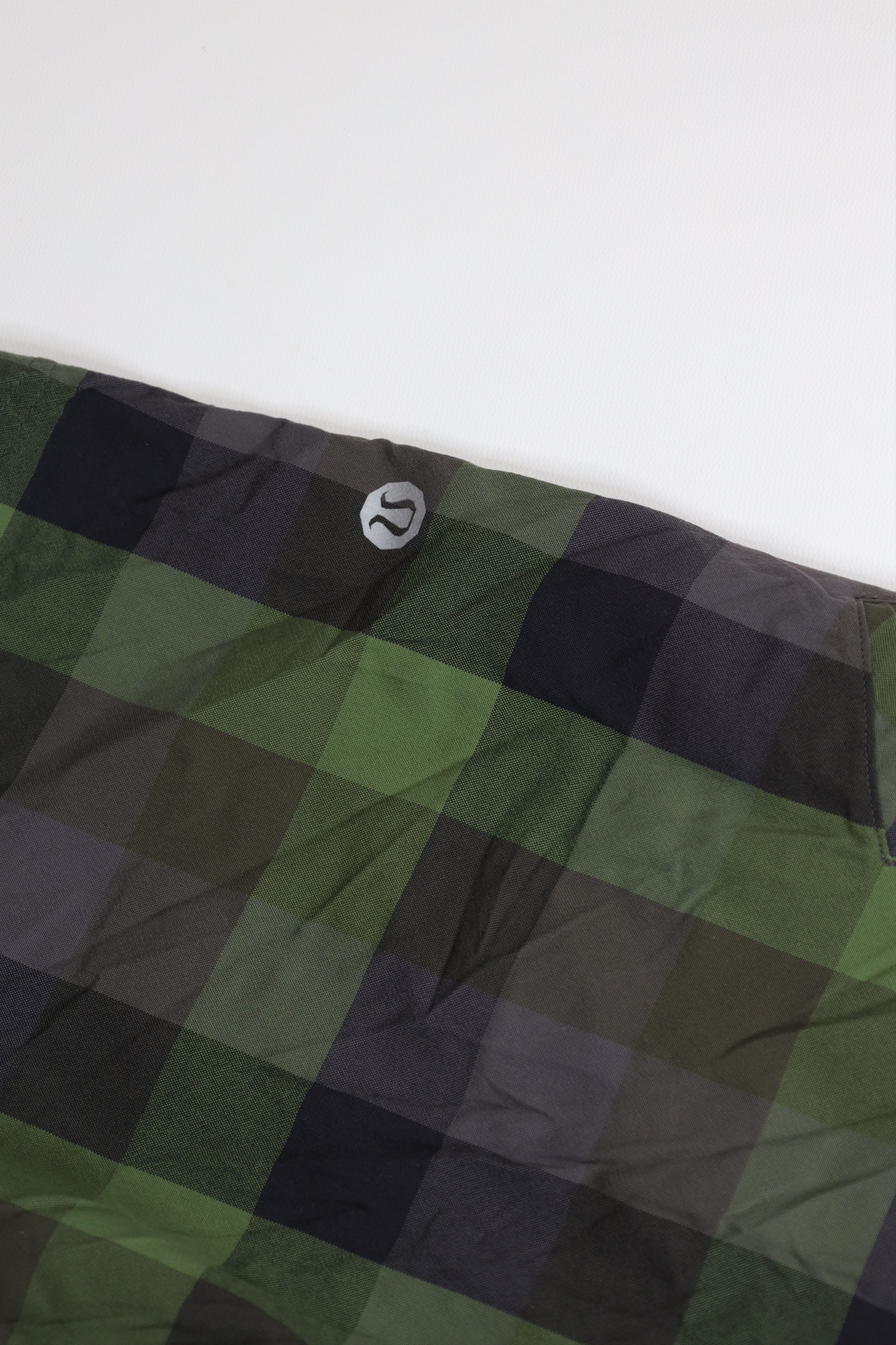 Lululemon × Vintage Vintage Lululemon Checkered Plaid Golf Chino Shorts Green Size US 36 / EU 52 - 11 Thumbnail