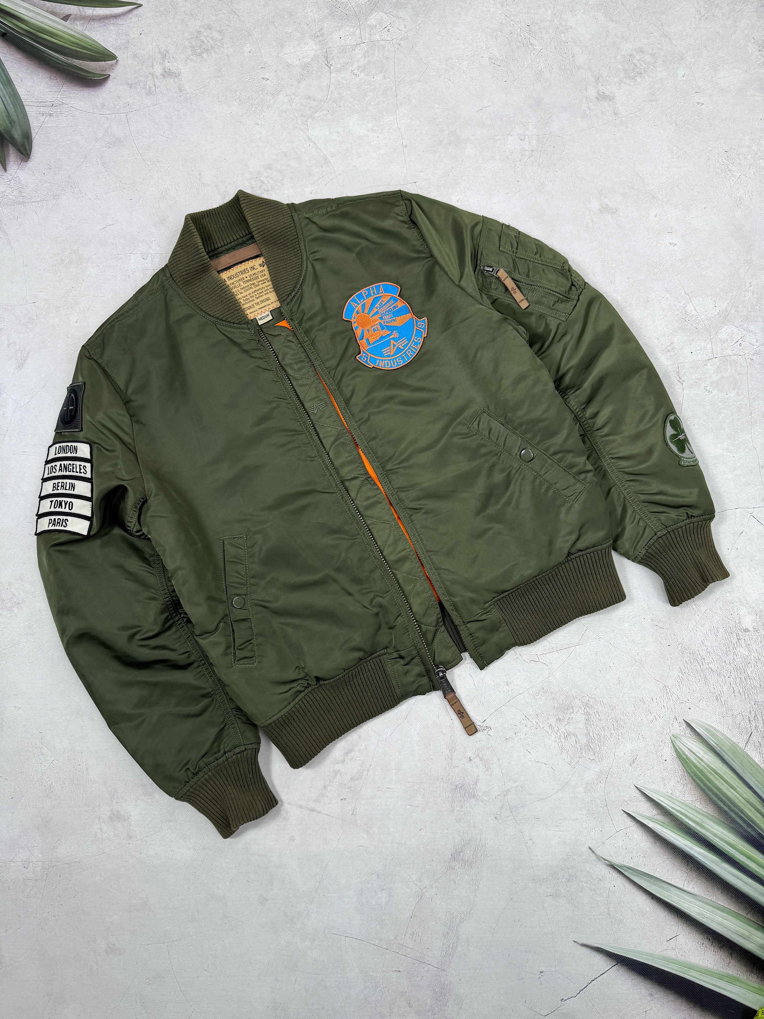 Alpha Industries Alpha Industries MA-1 TT Flying Bomber Jacket Size US M / EU 48-50 / 2 - 2 Thumbnail