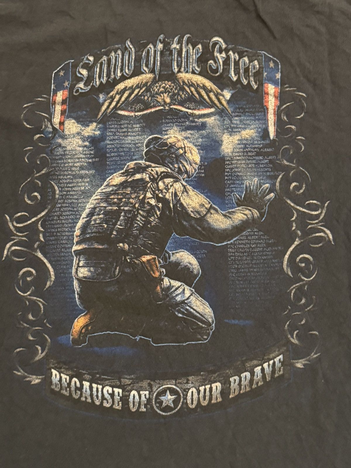 Vintage Vintage thrashed faded desert storm USA military tee Size US XL / EU 56 / 4 - 3 Thumbnail