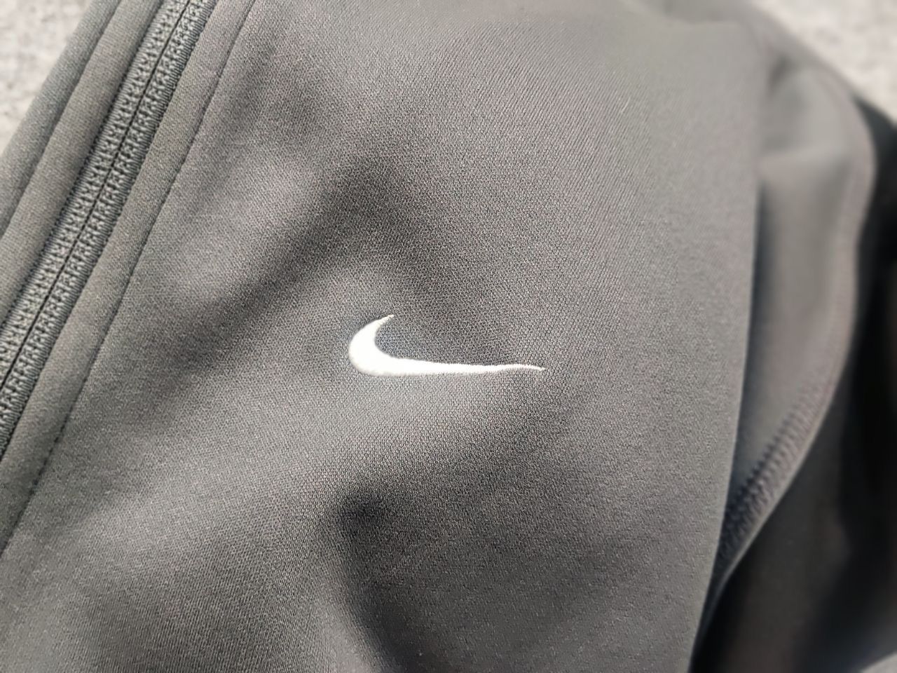 Nike Vintage Nike Swoosh Y2K Ninja Japan Full Zip Gray Hoodie Size US L / EU 52-54 / 3 - 14 Thumbnail