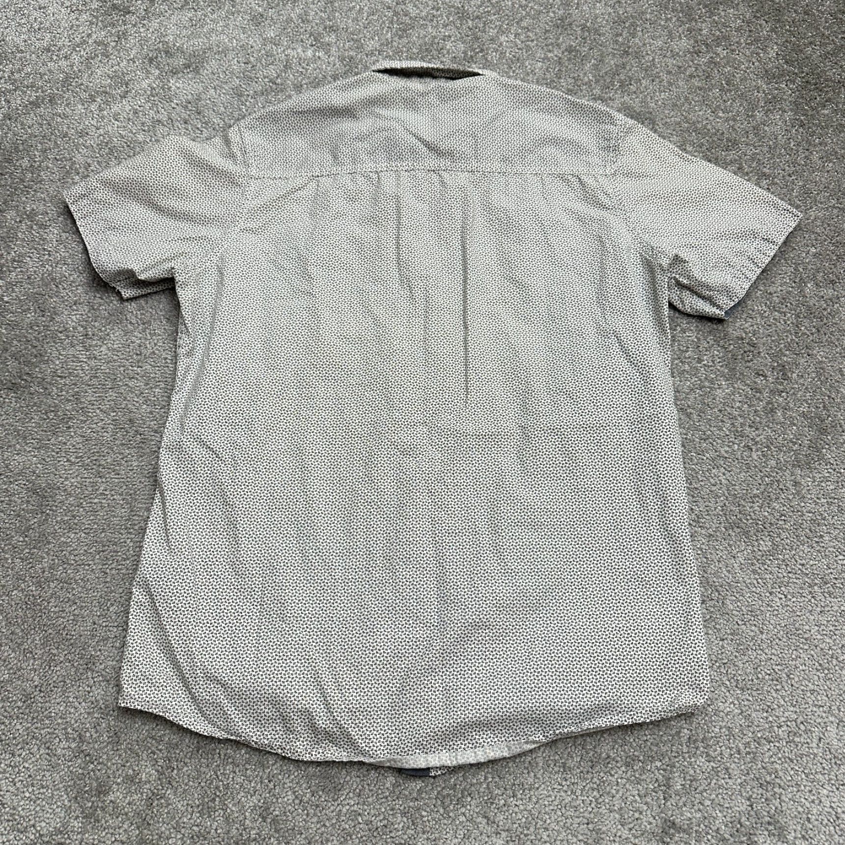 Airwalk AIRWALK Button-Up Shirt Mens Small White Triangle Short Sleeve Casual Knit Cotton Regular Fit Size US S / EU 44-46 / 1 - 2 Thumbnail