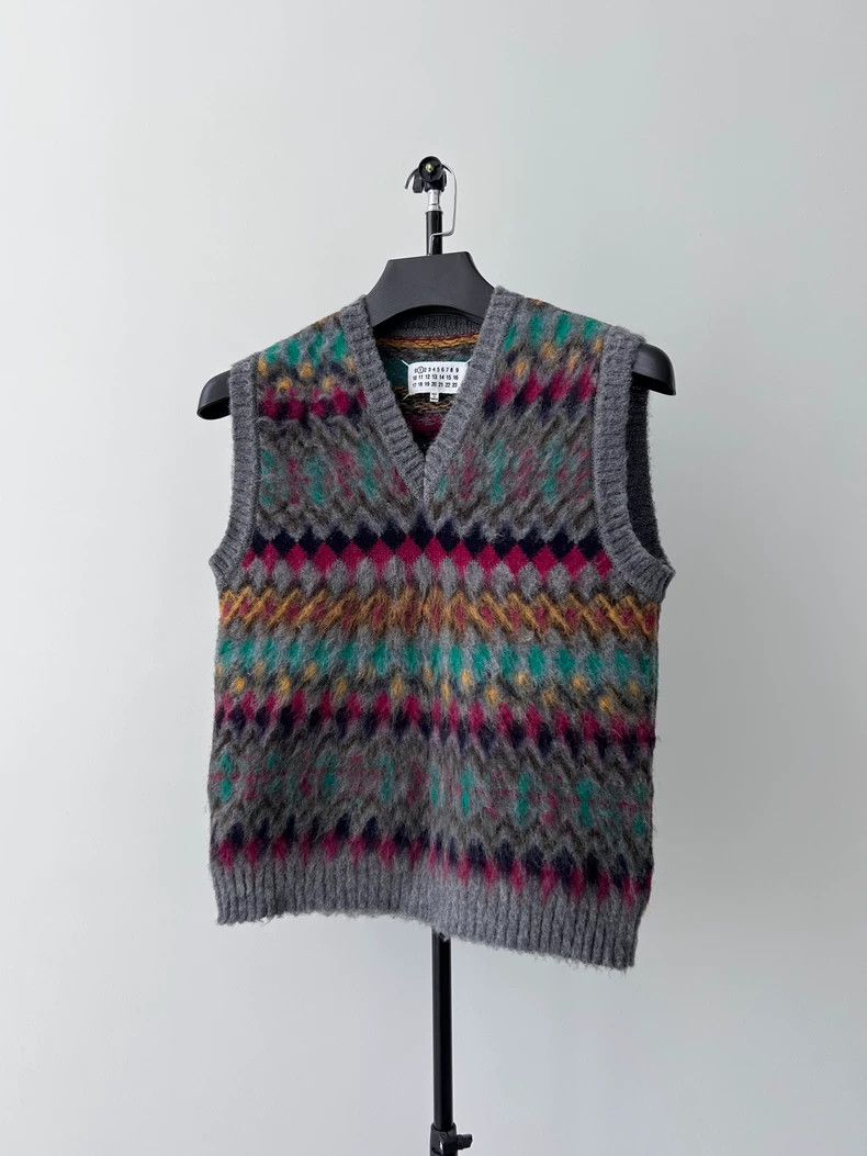 Maison Margiela Colorful Wool Vest from Maison Margiela Size US S / EU 44-46 / 1 - 1 Thumbnail