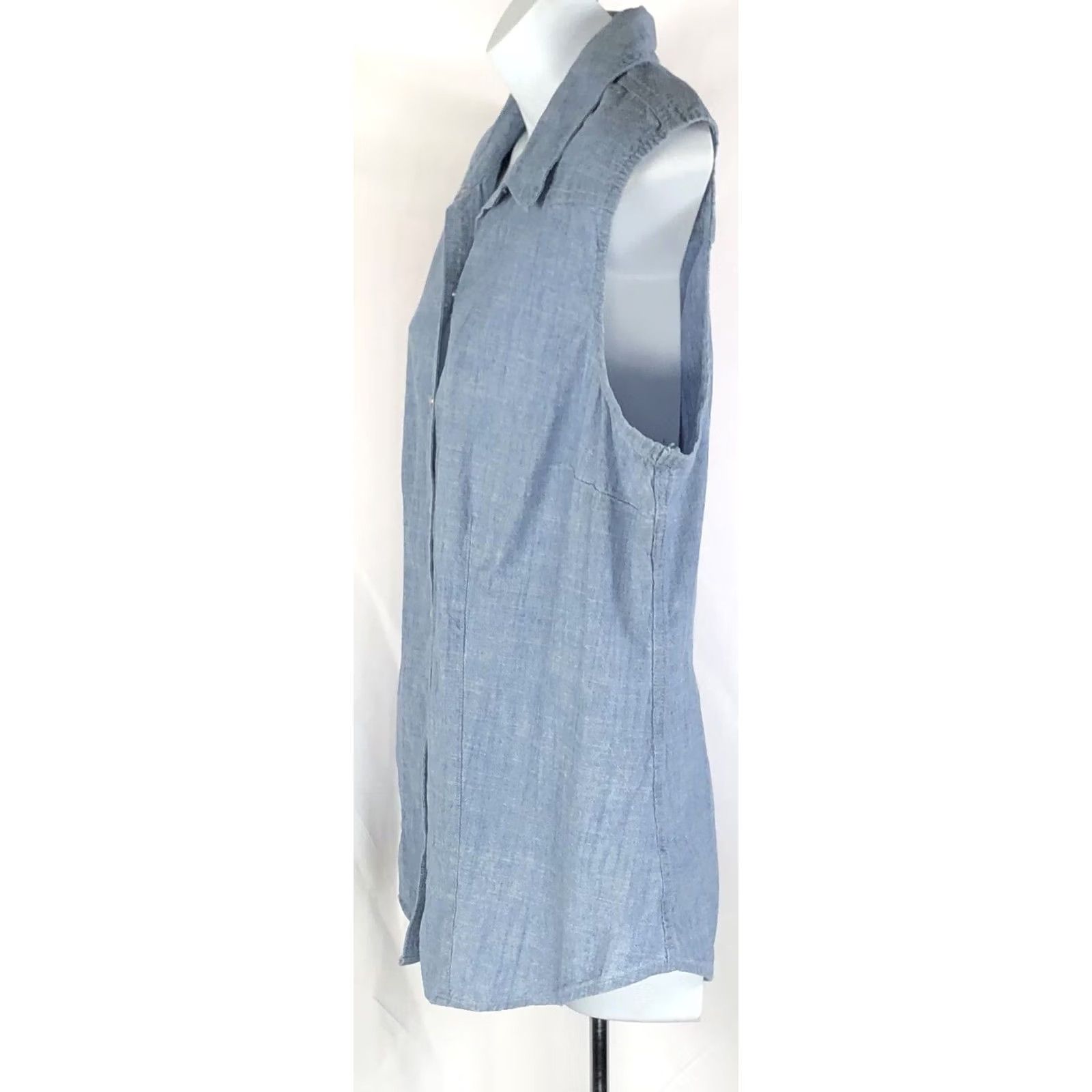 Vintage Bit & Bridle Sleeveless Chambray Top L Blue Pearl Snap Collar Western Country Shirt Women Size L / US 10 / IT 46 - 2 Thumbnail