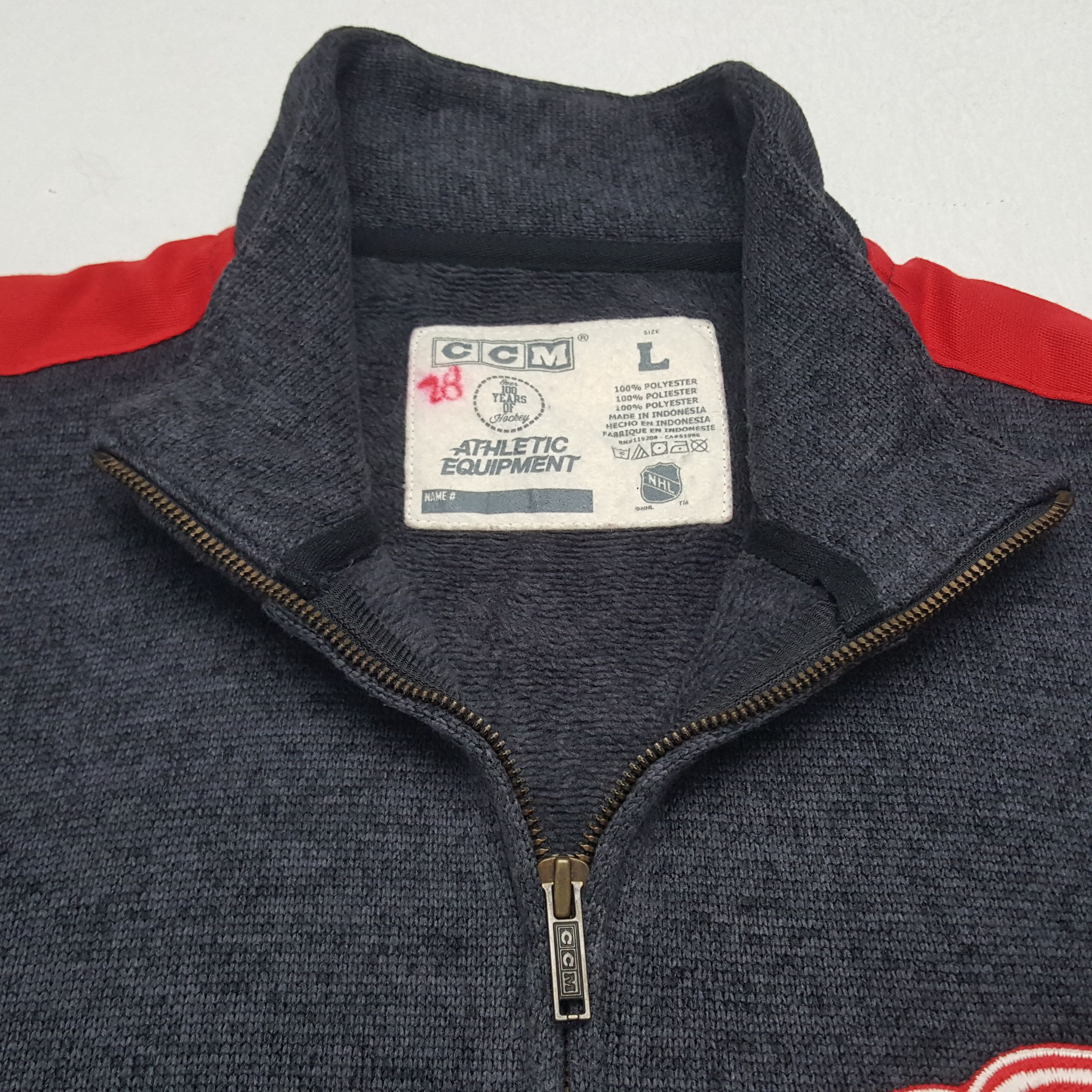 Ccm × NHL × Vintage Vintage CCM Detroit Red Wings American Hockey Team Sweater Size US L / EU 52-54 / 3 - 5 Thumbnail