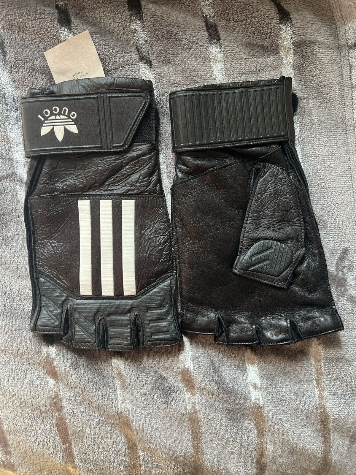 Adidas × Gucci Gucci x Adidas Black Leather Gloves Size ONE SIZE - 1 Thumbnail
