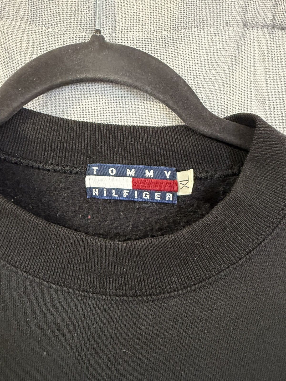 Tommy Hilfiger Vintage Tommy Hilfiger sweatshirt Size US XL / EU 56 / 4 - 2 Thumbnail