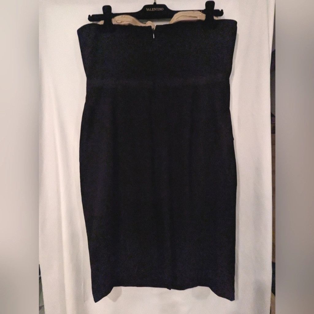 bcbg black strapless dress BCBG MaxAzria Black Strapless Tiered Tulle Midi Dress  SilkRoll