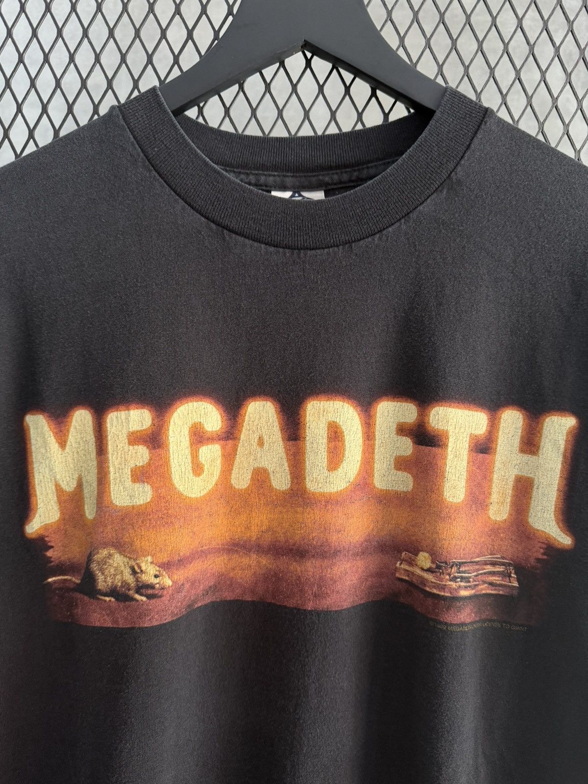 Megadeth Vintage 1999 Megadeth Rat Tour Tee Size US L / EU 52-54 / 3 - 2 Thumbnail