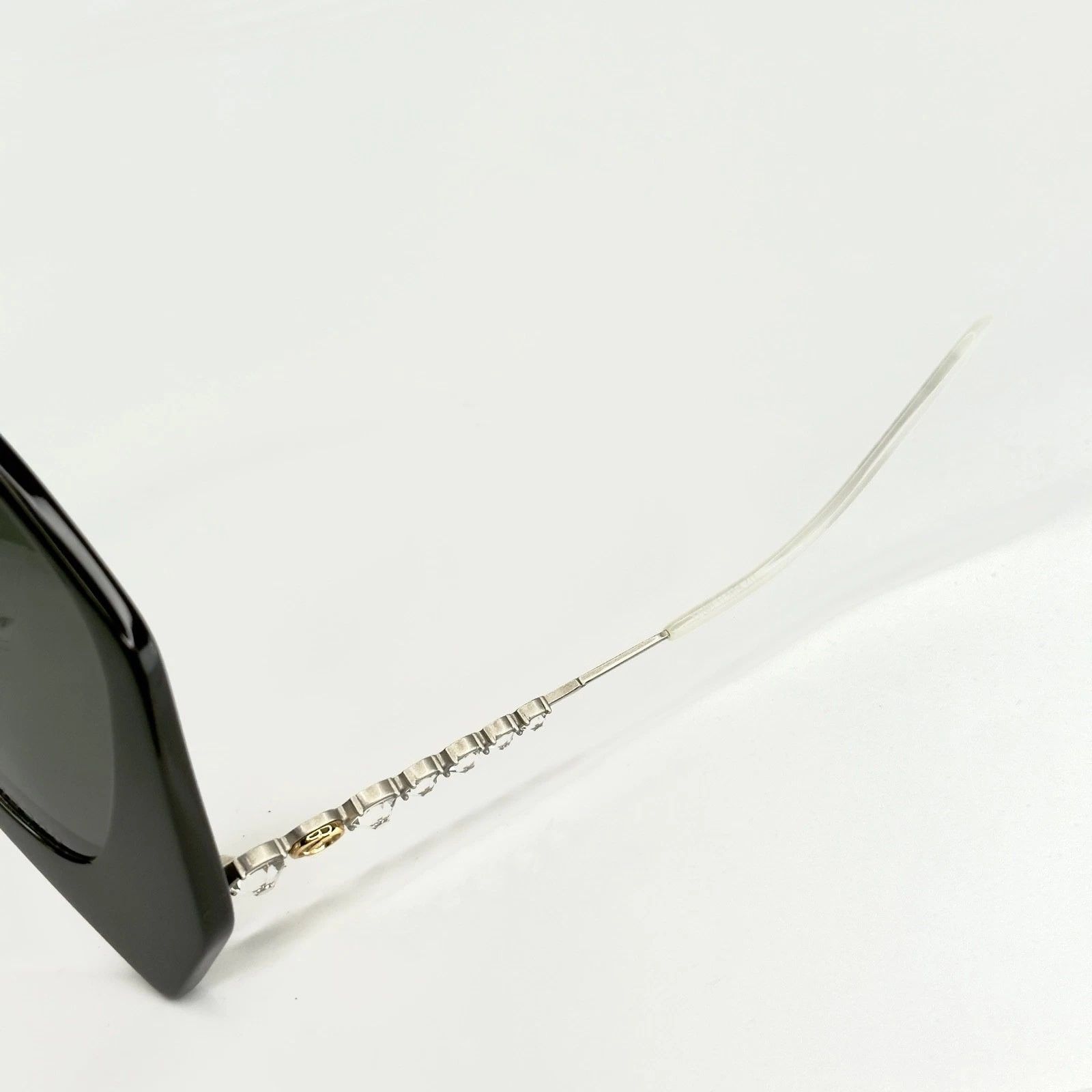 Gucci GUCCI GG0641S STAR 0641 Silver Black Stud Sunglasses 001 Size ONE SIZE - 4 Thumbnail