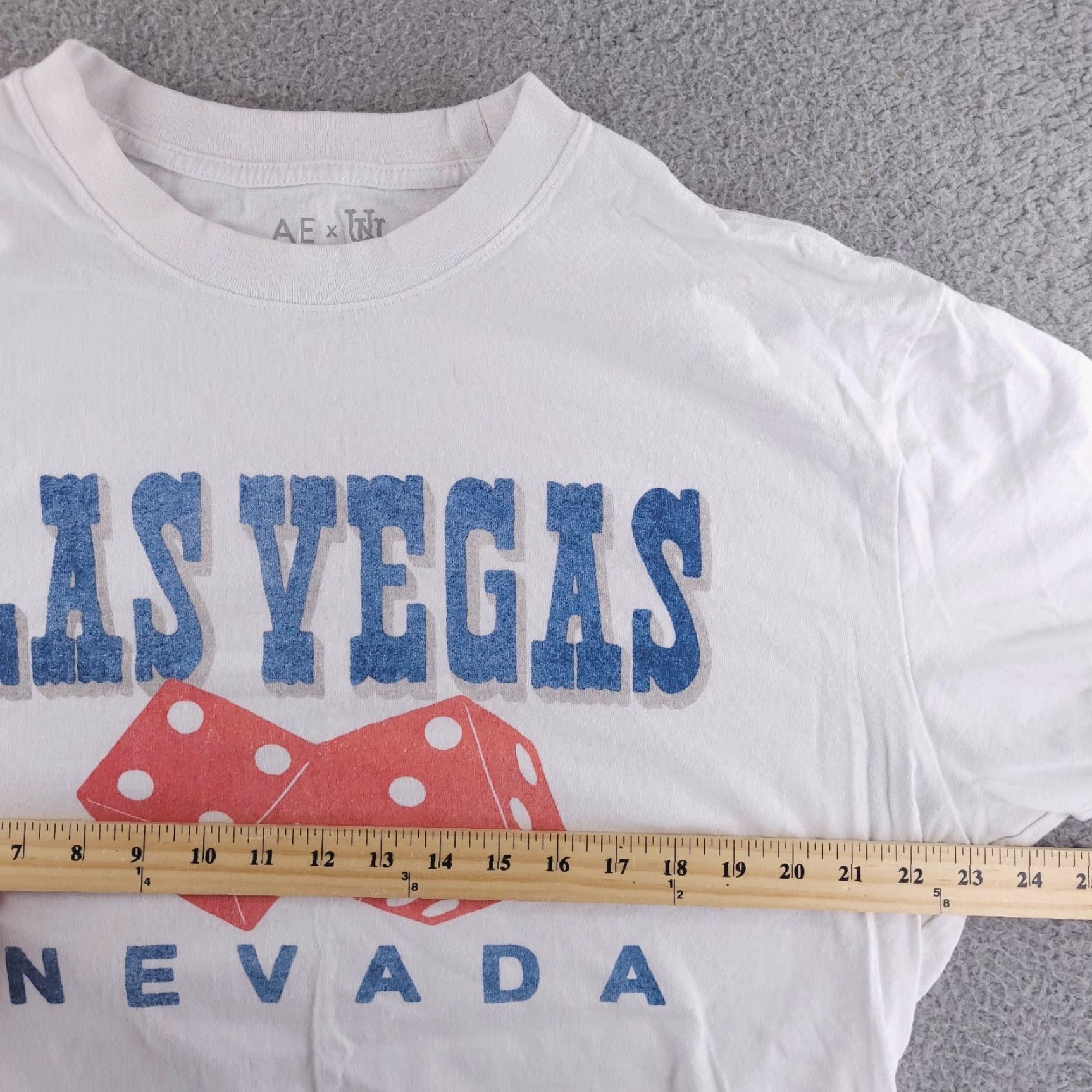 American Eagle Outfitters VINTAGE? No. American Eagle Outfitters T-Shirt XL White Cotton Jersey Crew Neck Short Sleeve UN Logo Graphic Print Men Size US XL / EU 56 / 4 - 5 Thumbnail