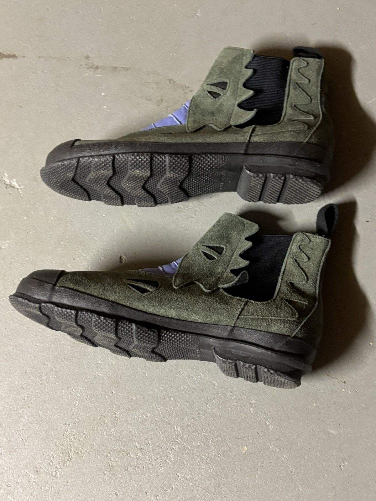 Other Spingle Pokémon Tyranitar Sneakers Size US 8.5 / EU 41-42 - 3 Thumbnail