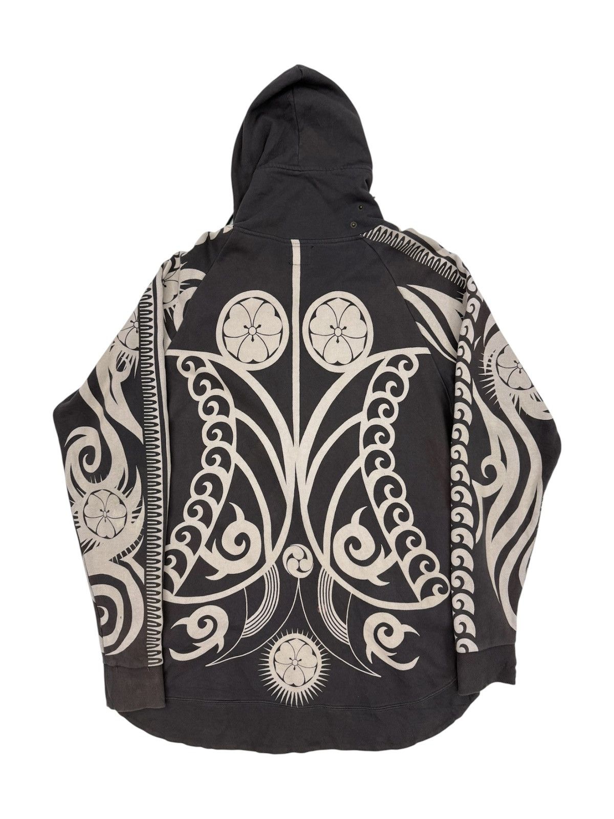 Japanese Brand Vtg Japanese Oriental Fullprint Asymmetrical Ninja Hoodie Size US L / EU 52-54 / 3 - 2 Thumbnail