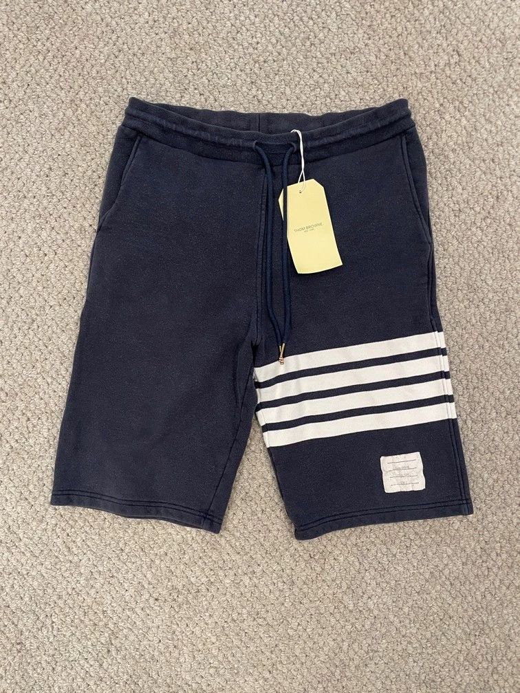 Thom Browne Thom Browne size2 Classic navy blue sports shorts Size US 26 / EU 42 - 2 Thumbnail