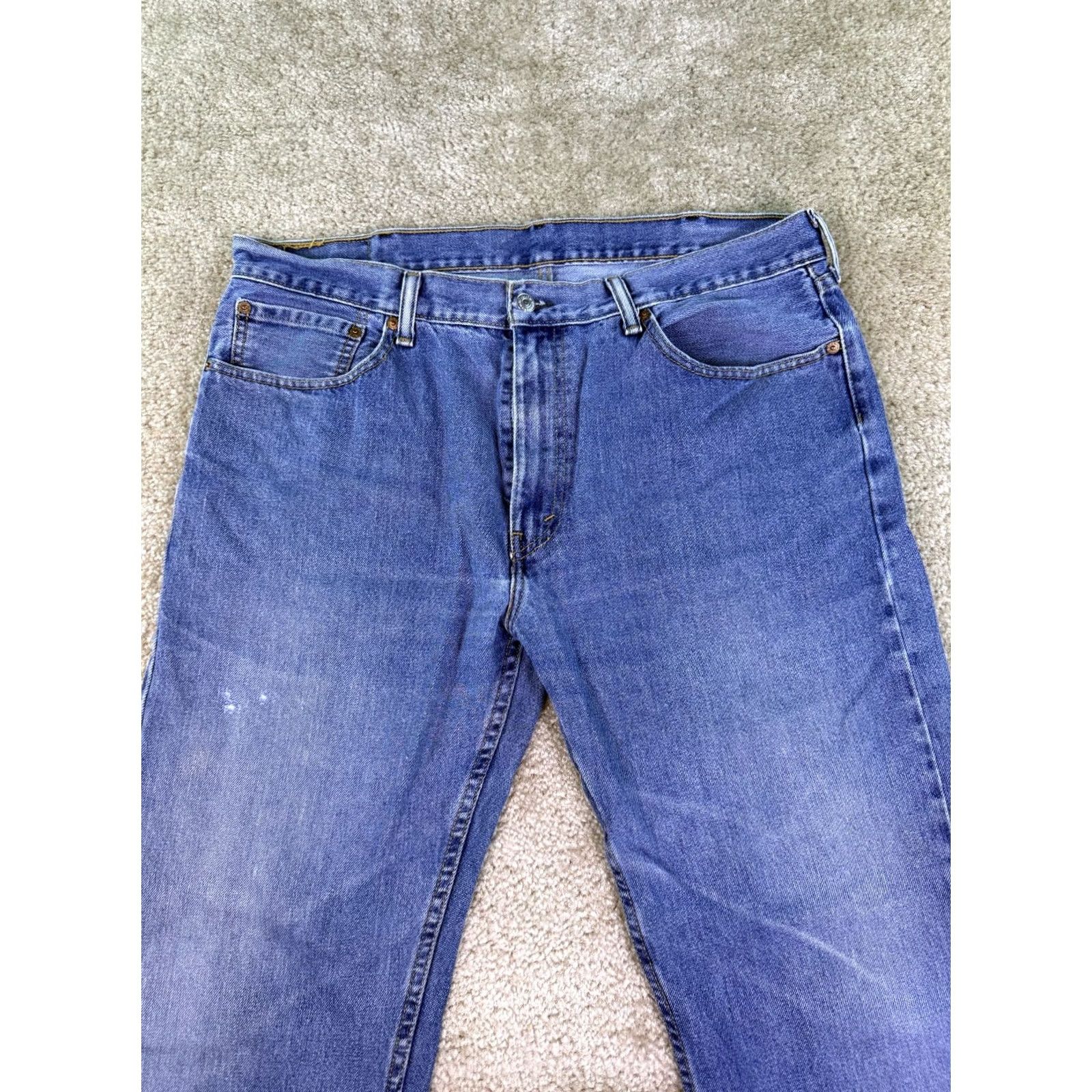 Levi's VINTAGE Levi's 505 Jeans Men's Regular Straight Fit Blue Medium Wash 38x30 Y2K Size US 38 / EU 54 - 2 Thumbnail