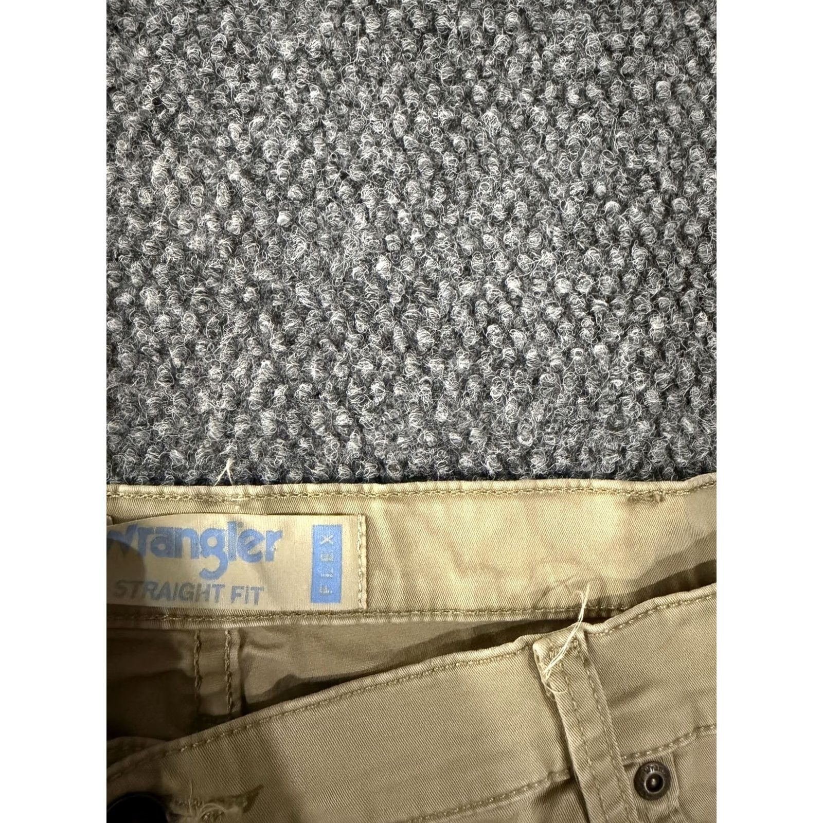 Wrangler Wrangler Pants Mens 40x30 Beige Straight Fit Flex Stretch Chino 5 Pocket Casual Size US 40 / EU 56 - 4 Thumbnail