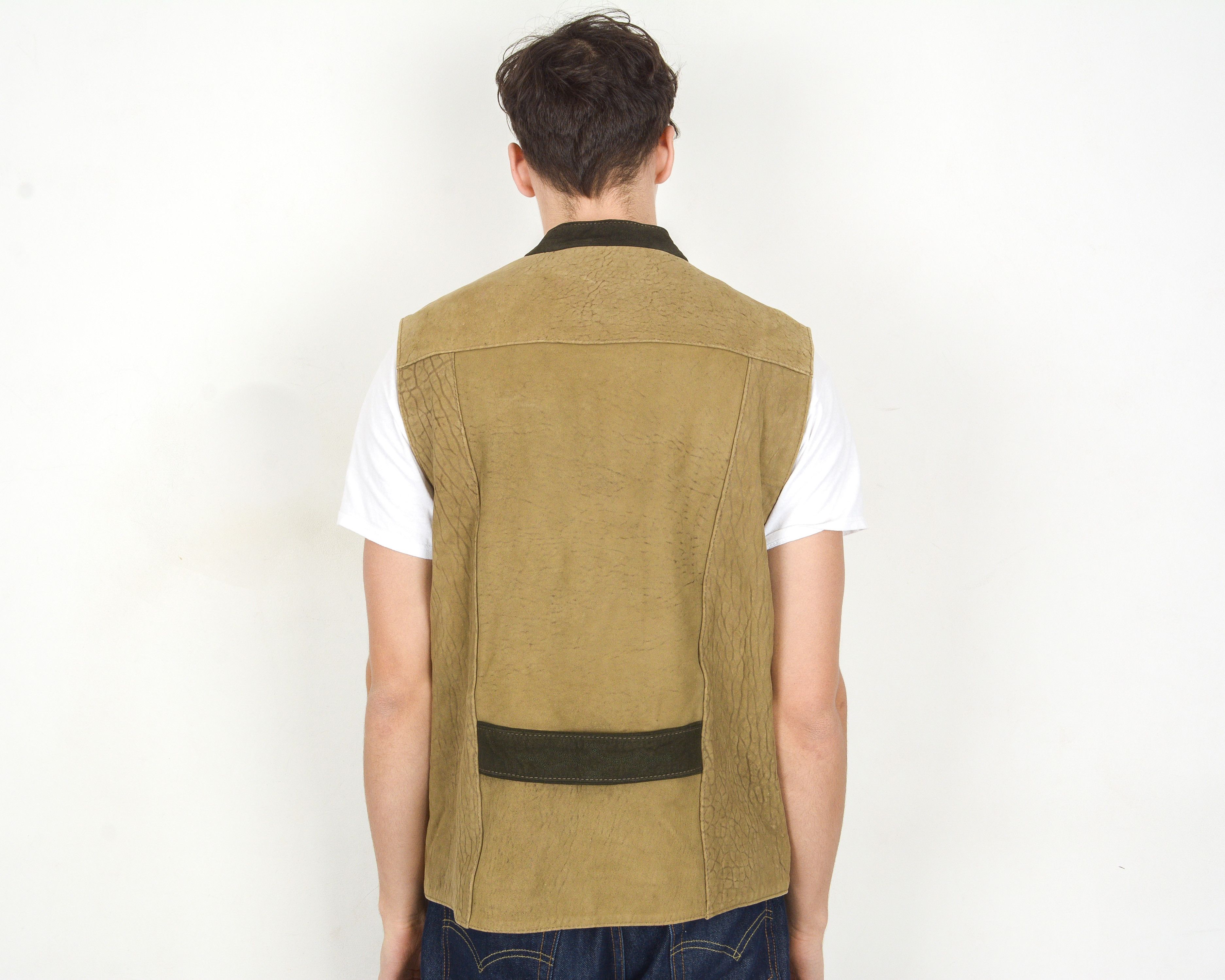 Vintage ALPHORN Real Leather L Waistcoat Gilet Vest Trachten Jager Size US L / EU 52-54 / 3 - 3 Thumbnail