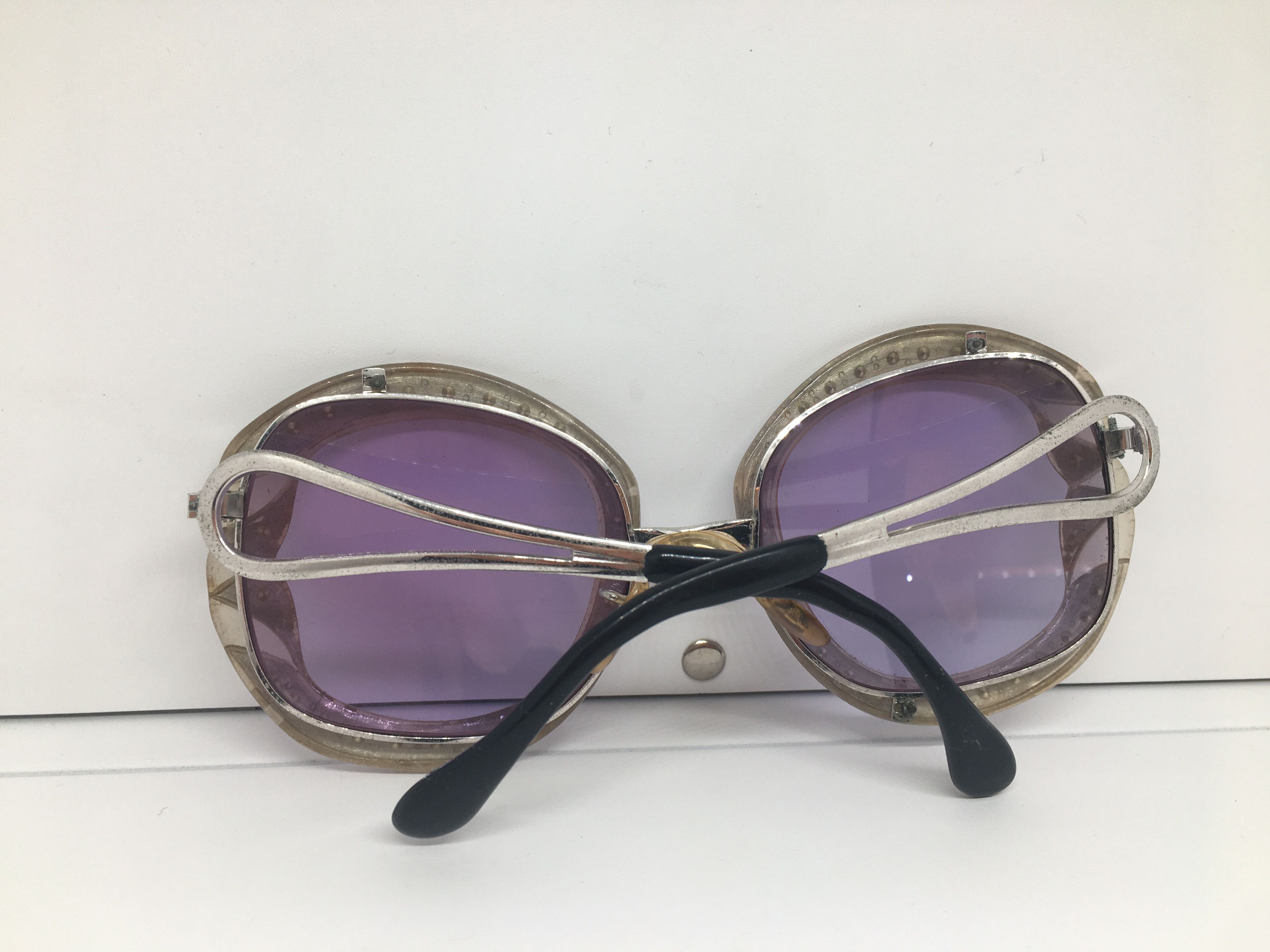 Vintage Vintage Tura Oversize Diva Sungalsses Frame Size ONE SIZE - 9 Thumbnail