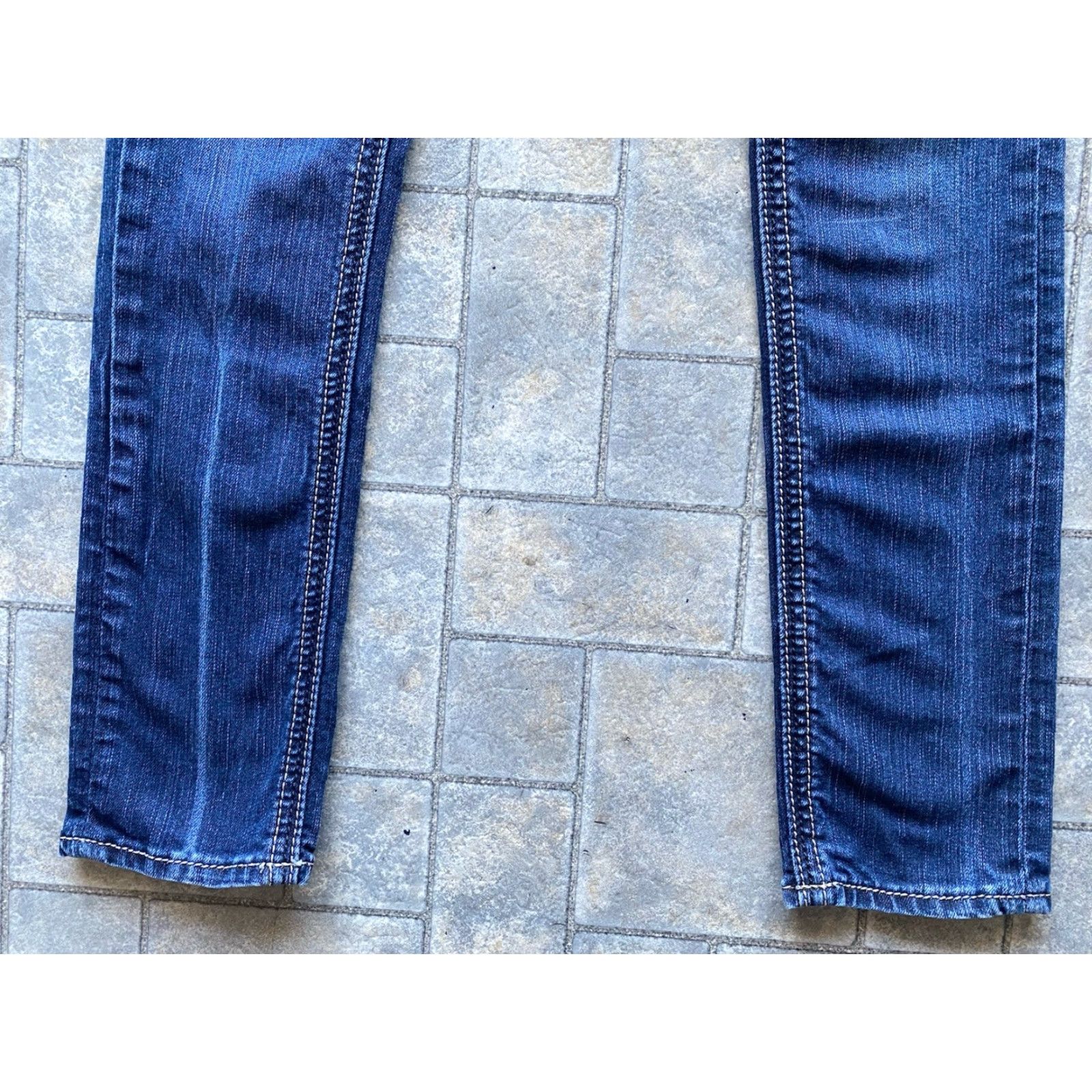Vintage VINTAGE Rock Revival WOMANS Jeans 26 Sora Skinny Embroidered Rhinestone Denim 5-Pocket Womens Jeans Size 26" / US 2 / IT 38 - 2 Thumbnail