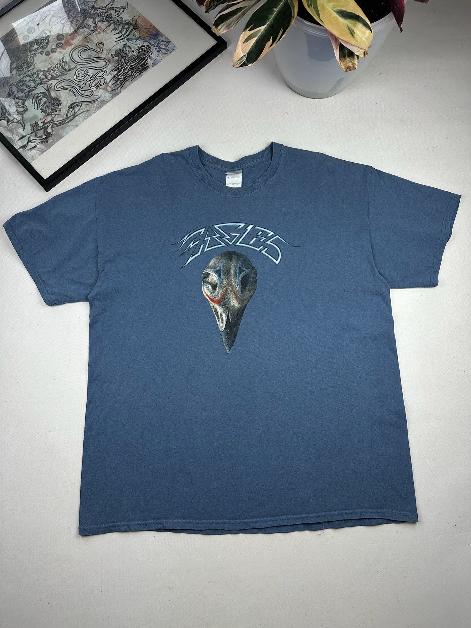 Band Tees VINTAGE EAGLES BAND HOTEL CALIFORNIA TEE Size US XL / EU 56 / 4 - 1 Thumbnail
