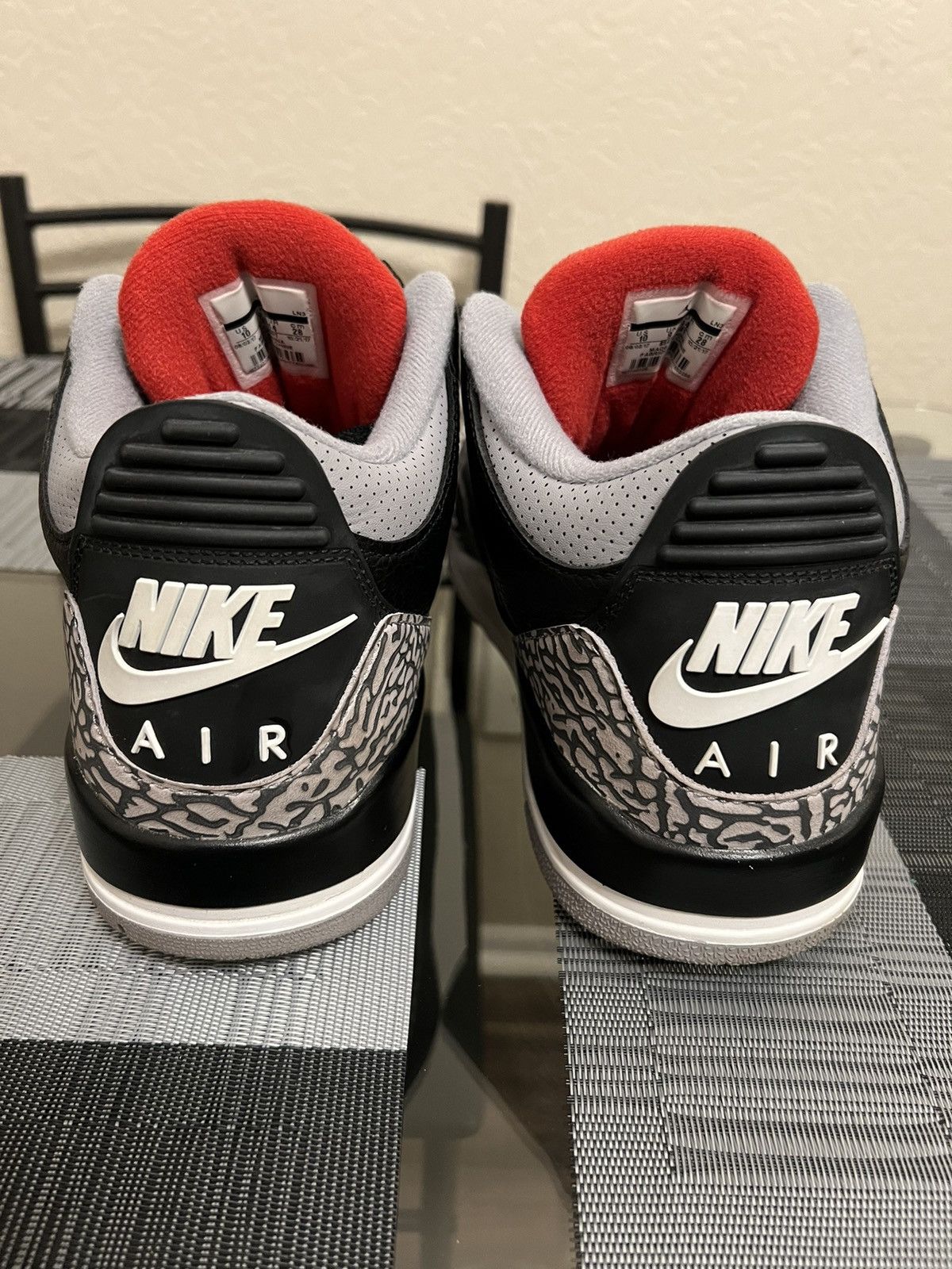 Jordan Brand × Nike Jordan 3 black cement(2018) Size US 10 / EU 43 - 4 Thumbnail