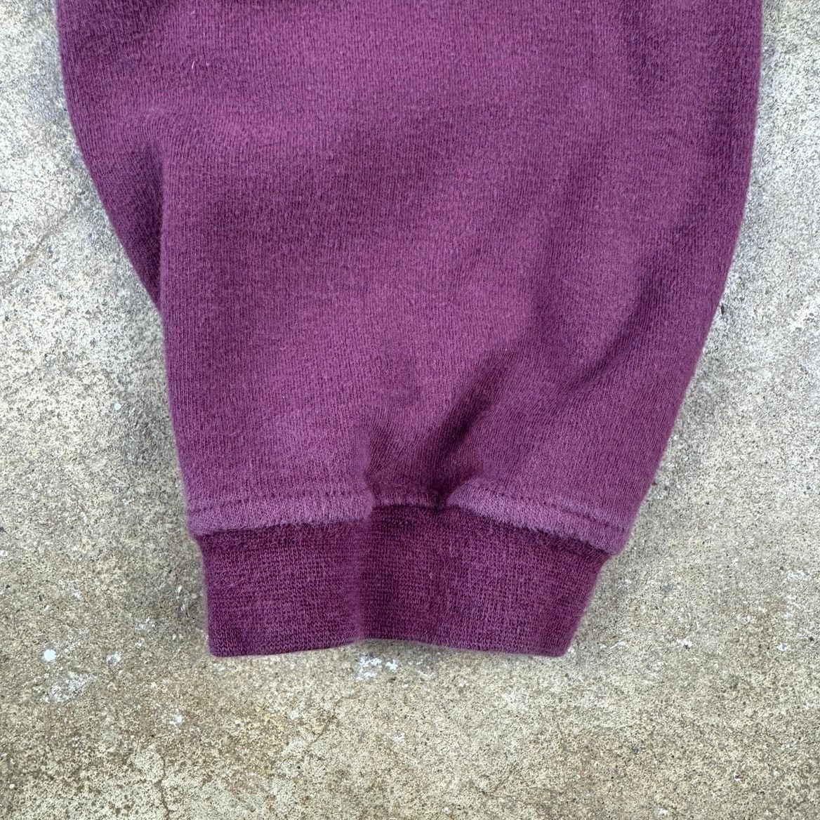 American Eagle Outfitters VTG American Eagle Mock Neck Long Sleeve Shirt L Maroon Size US L / EU 52-54 / 3 - 4 Thumbnail