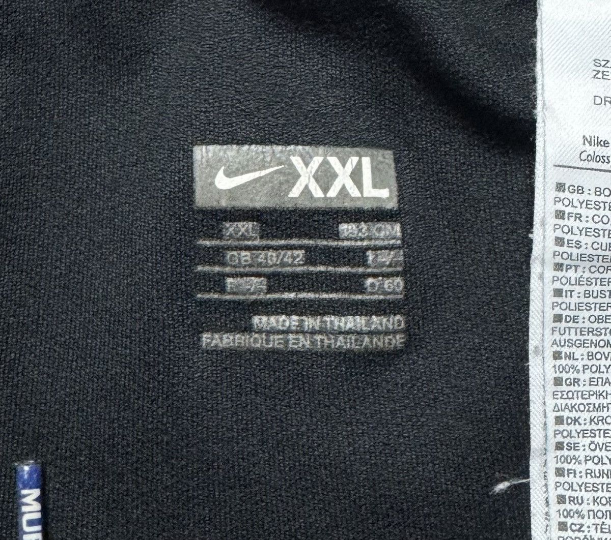 Nike Manchester United 2009 2010 Away Football Soccer Shorts Nike Size US 38 / EU 54 - 11 Thumbnail