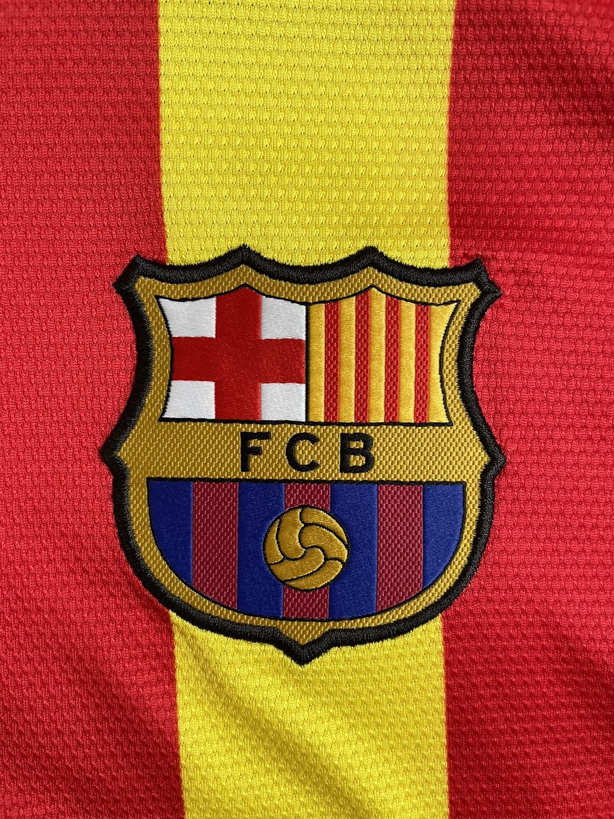 Nike FC Barcelona 2013-2014 Away Football Soccer Shirt Jersey Size US M / EU 48-50 / 2 - 4 Thumbnail