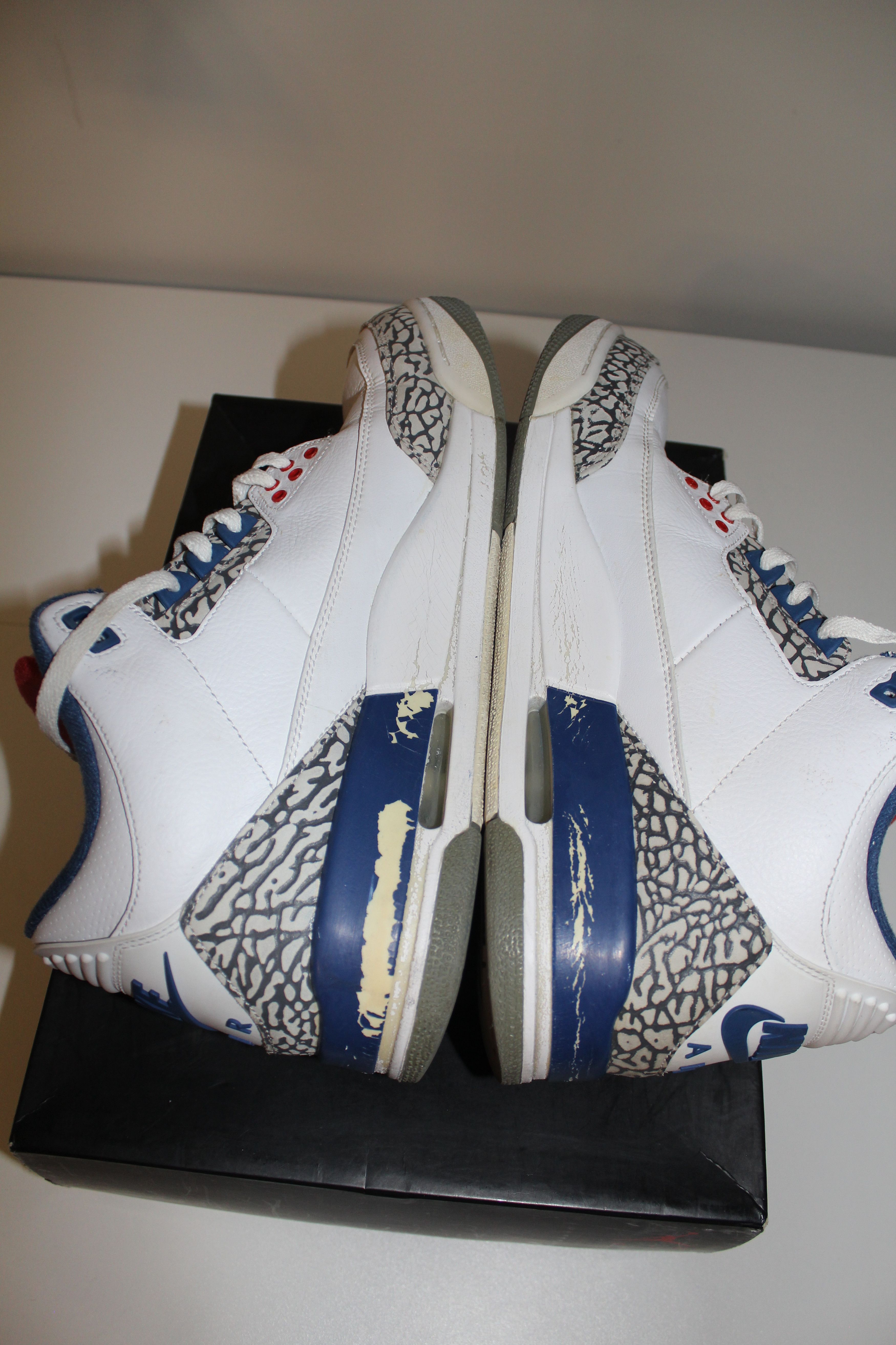 Jordan Brand Air Jordan 3 Retro 2016 True Blue Size 11 Restoration Size US 11 / EU 44 - 7 Thumbnail
