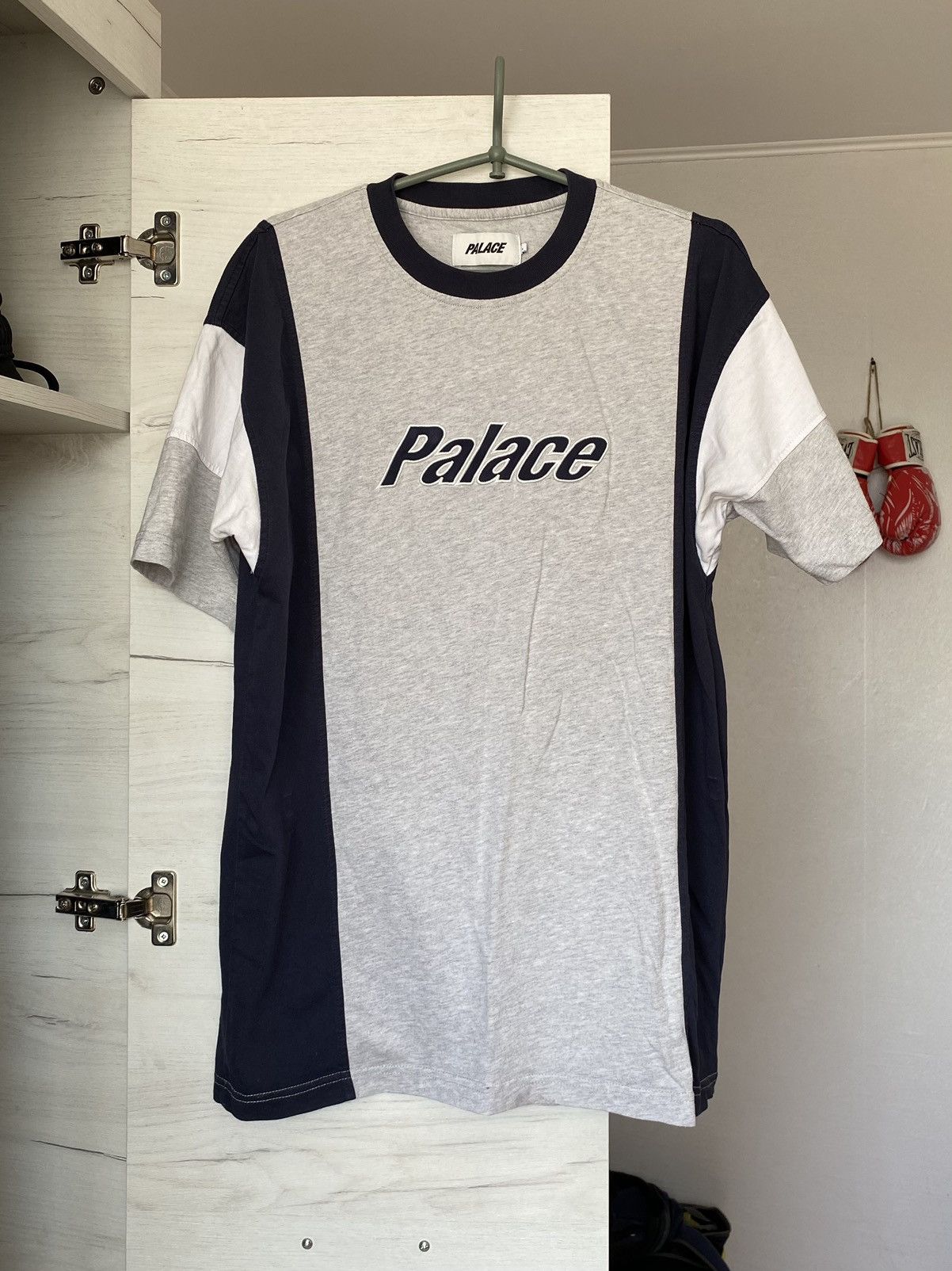 Palace PALACE DUO PANEL T-SHIRT - Sz LGrey White Skateboard Street Size US L / EU 52-54 / 3 - 1 Thumbnail