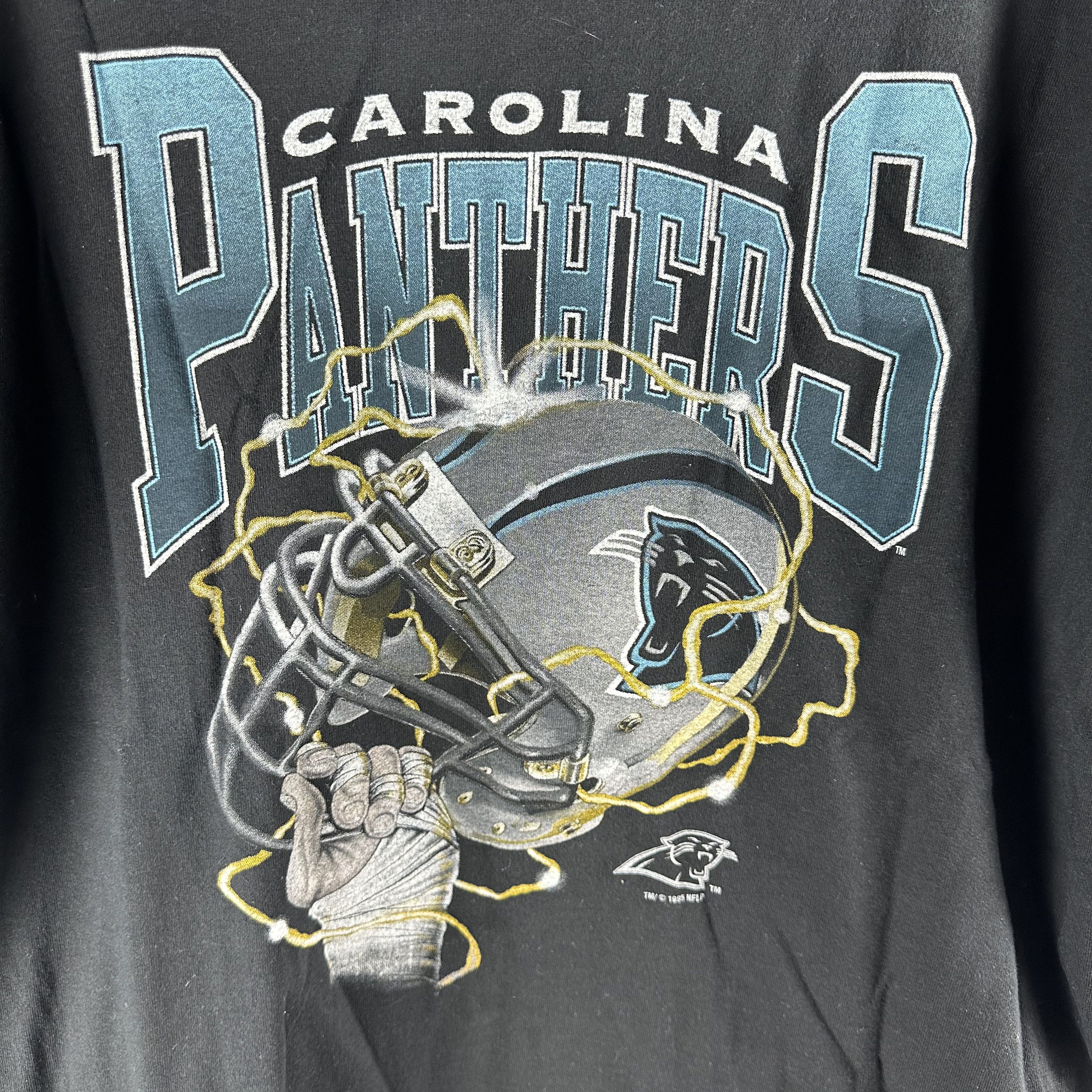 Vintage ​Vintage 1995 Carolina Panthers Lightning Helmet T-Shirt Size US XL / EU 56 / 4 - 2 Thumbnail