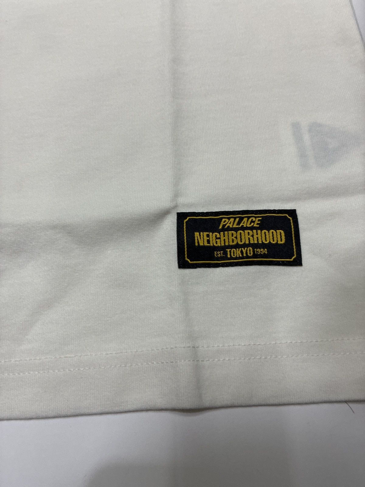 Palace Palace x Neighborhood Pocket T-Shirt White Size US M / EU 48-50 / 2 - 5 Thumbnail