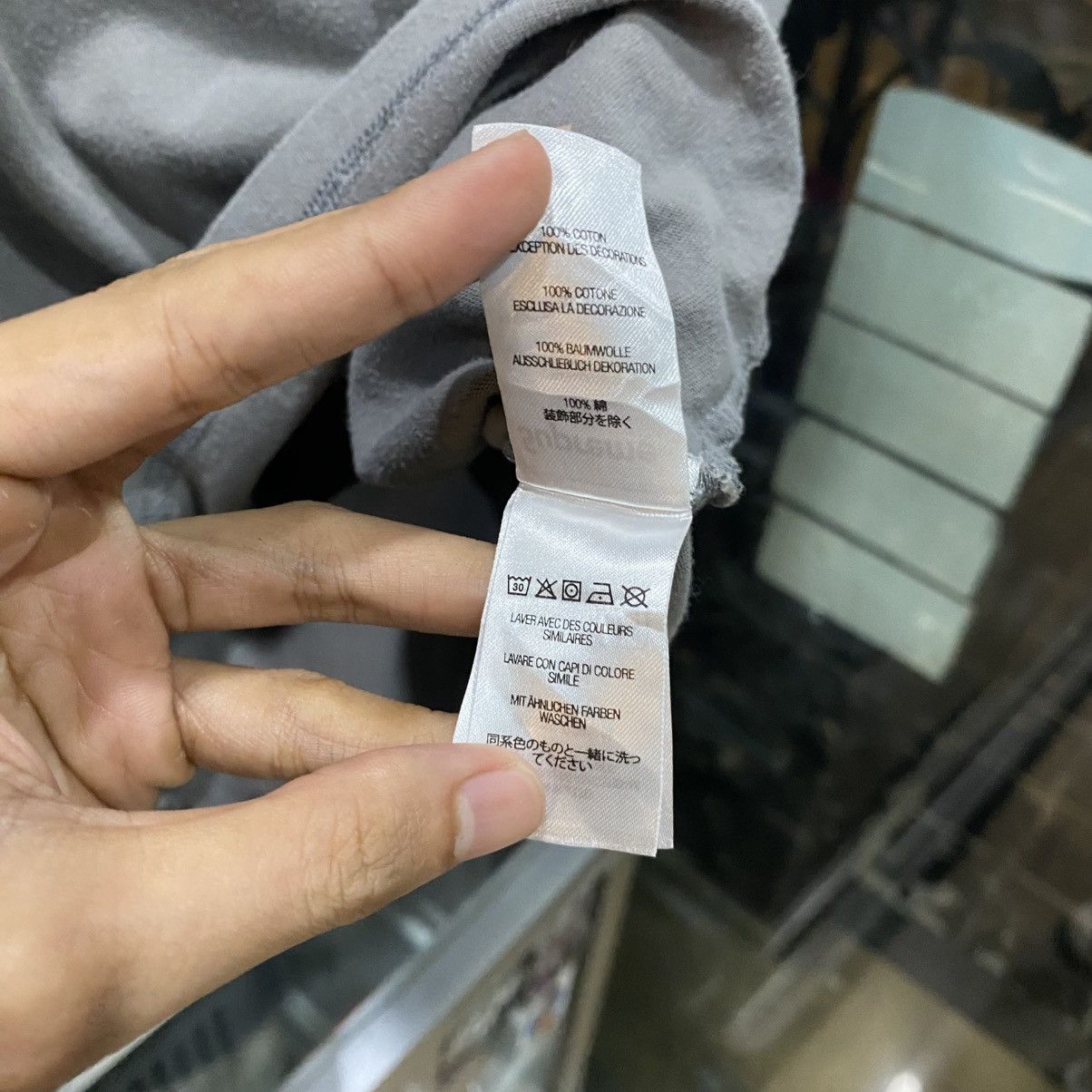 Supreme FW23 Supreme Small Box Tee in Dark Gray Size US L / EU 52-54 / 3 - 11 Thumbnail