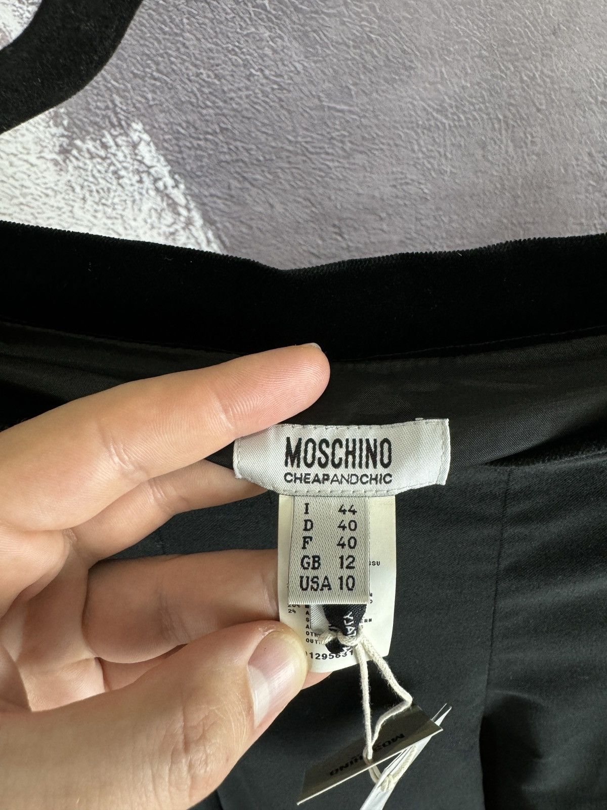 Moschino NEW Moschino Cheap and Chic black velour style midi skirt Size 32" / US 10 / IT 46 - 15 Thumbnail