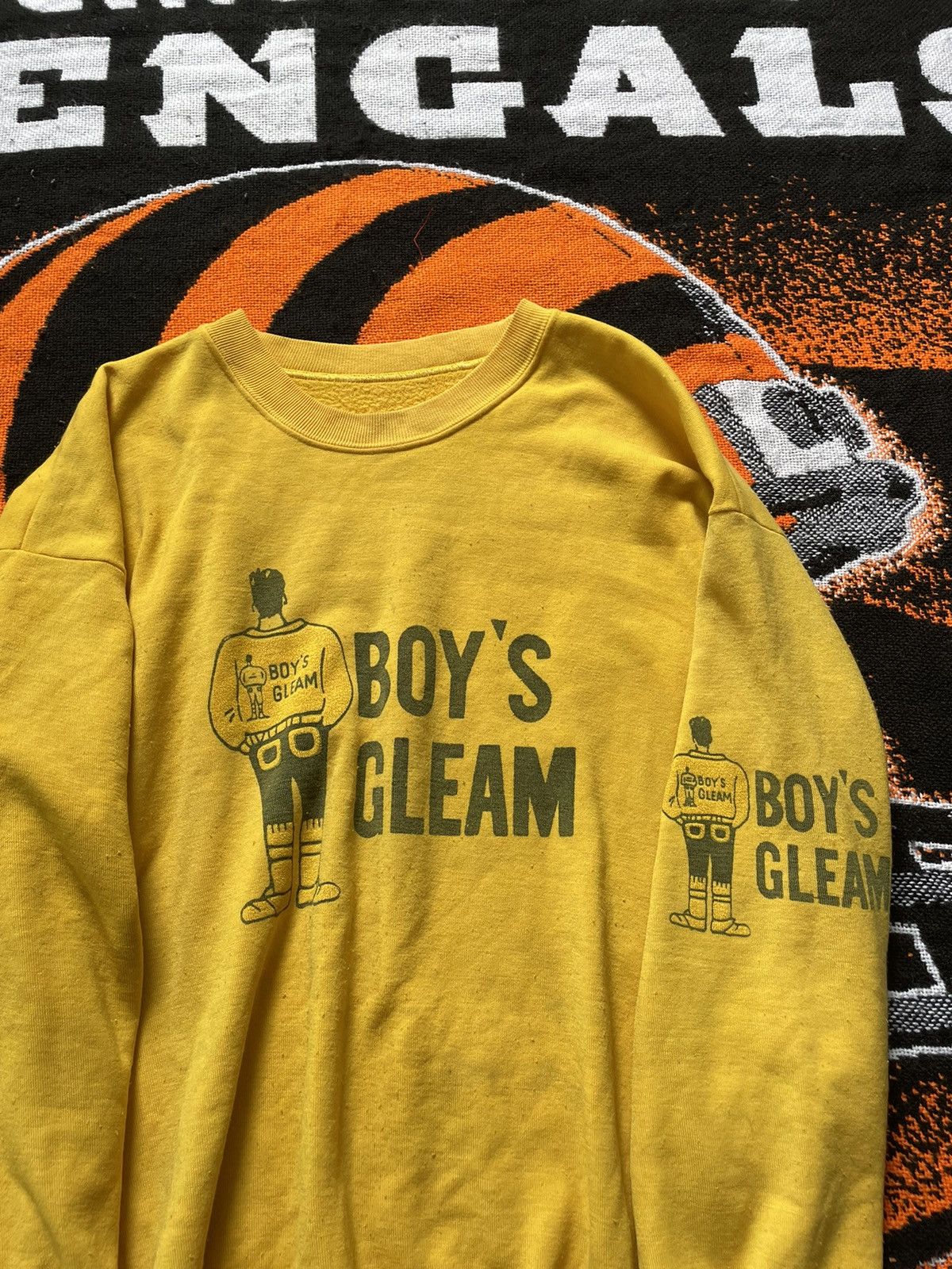 Vintage Vintage Boy Gleam Yellow Sweater Shirt 90s Size US XL / EU 56 / 4 - 2 Thumbnail