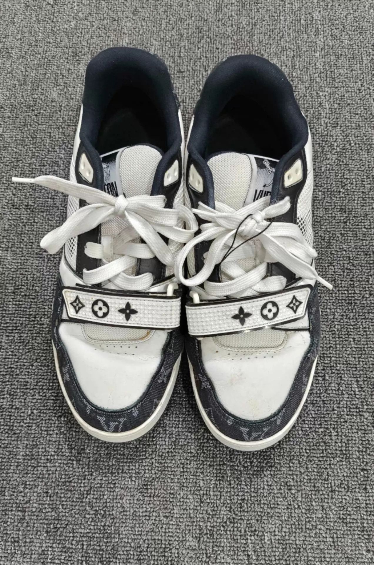 Louis Vuitton LV Black & White Velcro Trainer Size 41 Size US 8 / EU 41 - 2 Thumbnail