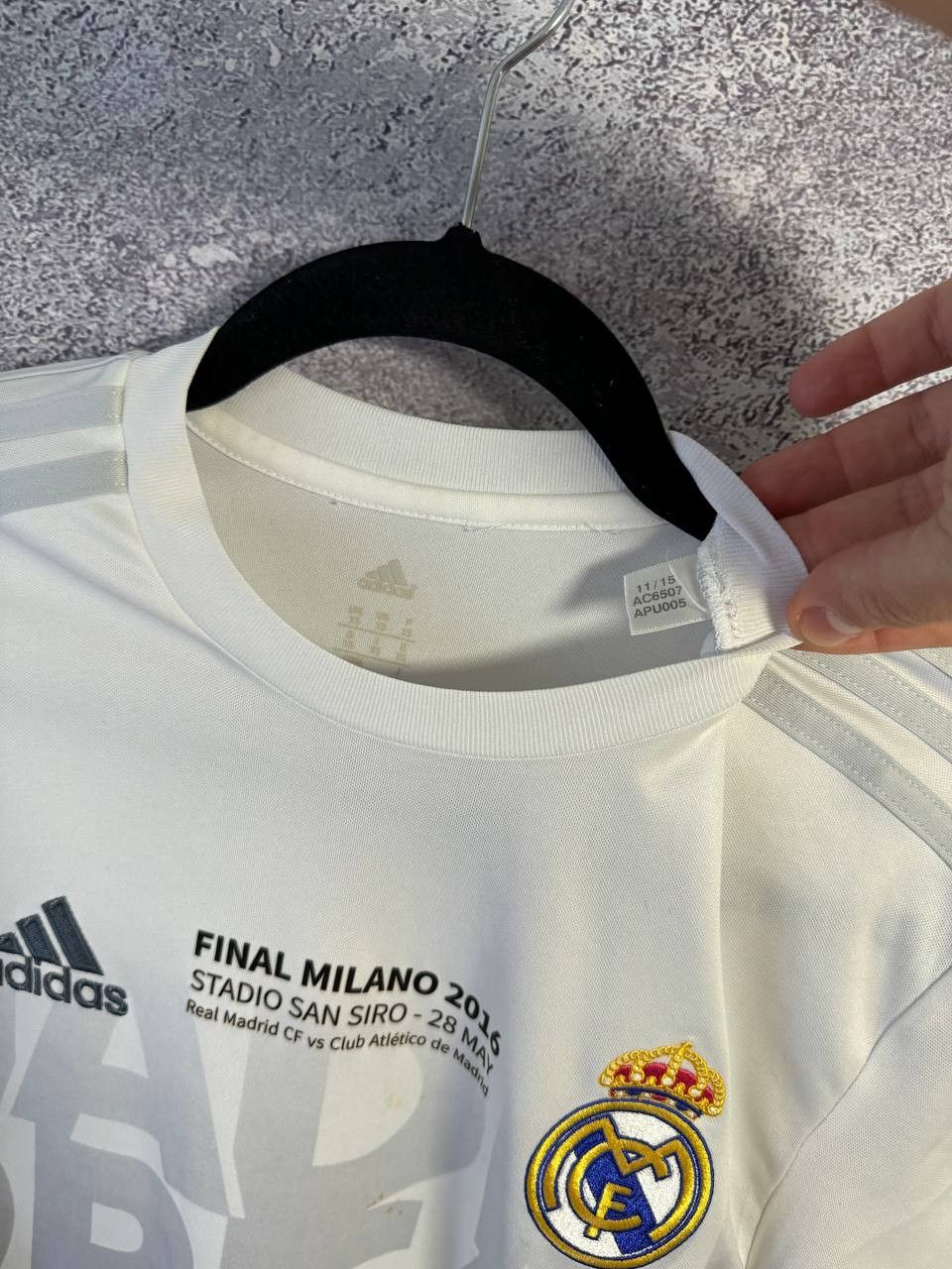 Adidas Vintage Real Madrid Training 2016 Adidas Jersey XS Size Size US XS / EU 42 / 0 - 11 Thumbnail