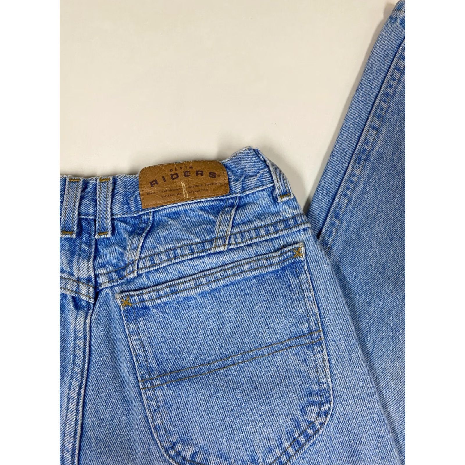 Vintage Riders Jeans Women Regular 24 Blue Straight Light Denim Zip Pockets 30in Inseam mid rise Size 42" / US 20 - 6 Thumbnail