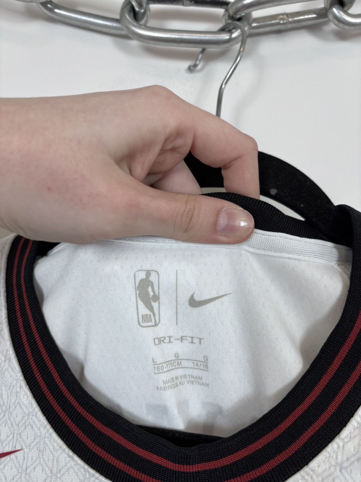 Nike Nike Chicago Bulls Zach Lavine #8 City Edition NBA Jersey Size US S / EU 44-46 / 1 - 9 Thumbnail