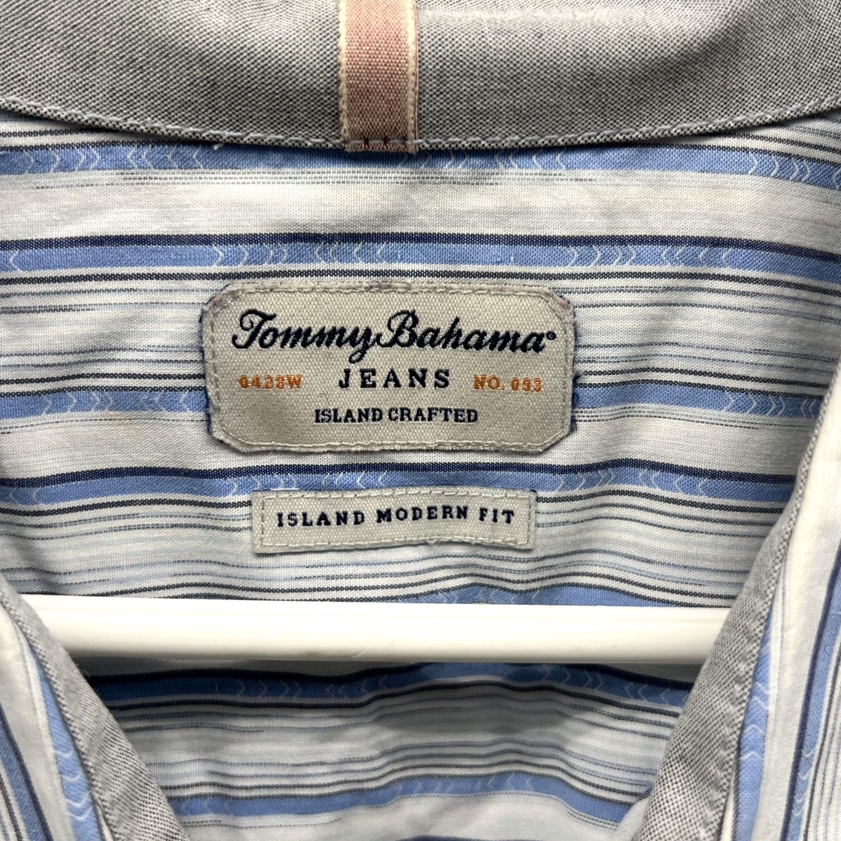 Tommy Bahama Tommy Bahama Jeans Shirt Mens 2XL Blue Stripe Long Sleeve Button Front Casual Size US XXL / EU 58 / 5 - 6 Thumbnail