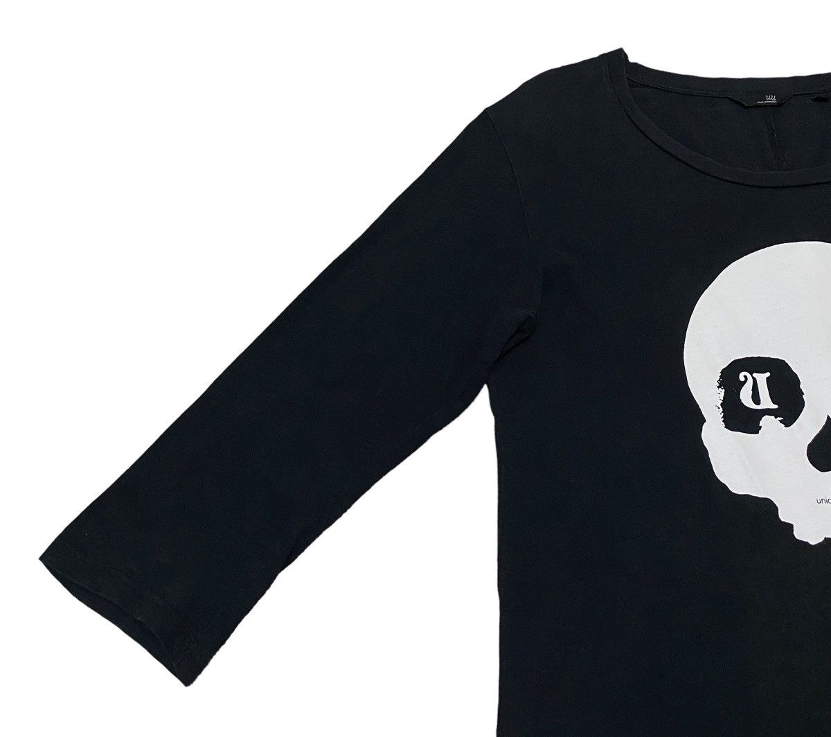 Undercover × Uniqlo Rare Design Japanese Brand Uniqlo Undercover T-shirt 2000s Size US L / EU 52-54 / 3 - 5 Thumbnail