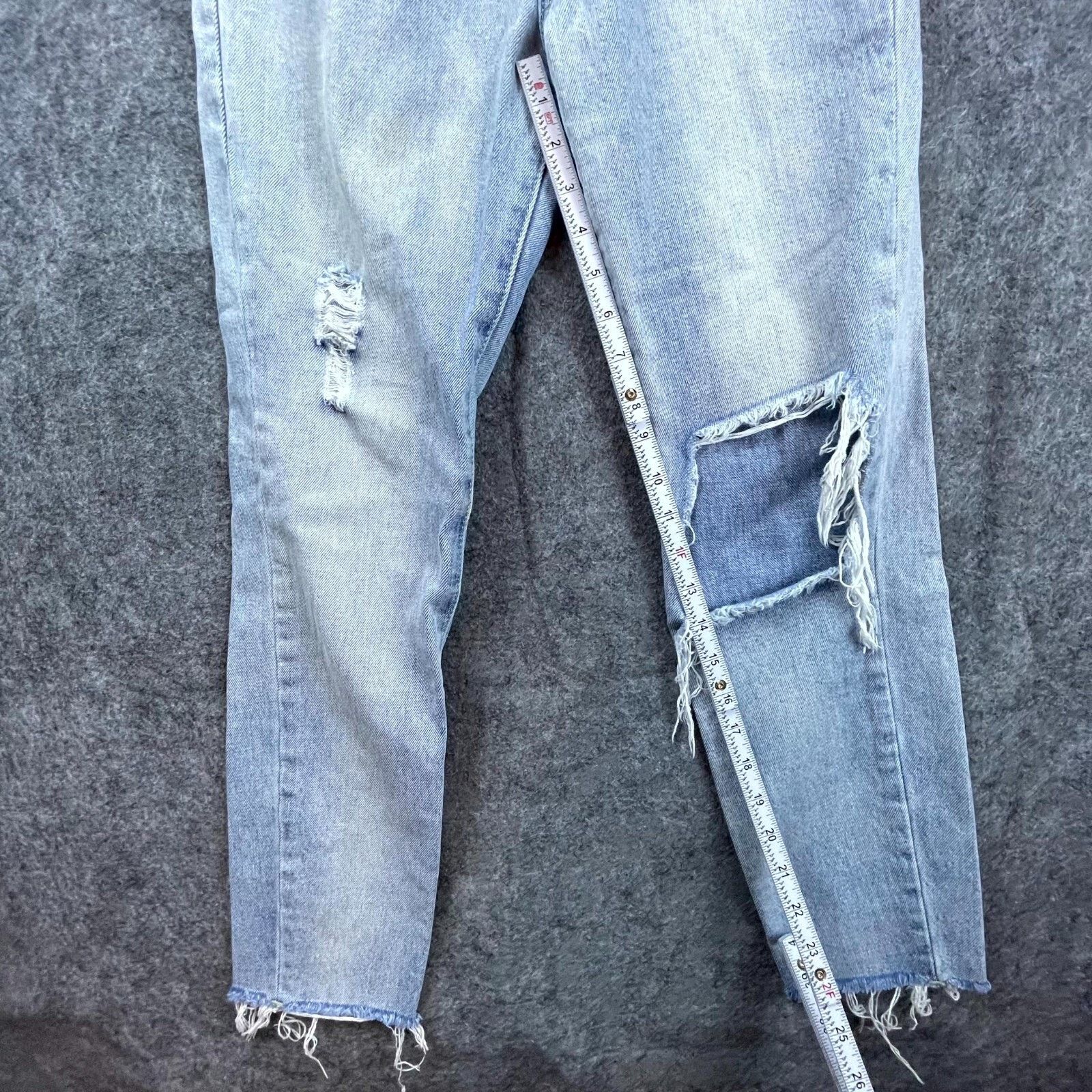 superdown Superdown Jeans Womens 25 Blue Denim Fray Ripped Knee Size 25" / US 0 / IT 36 - 7 Thumbnail