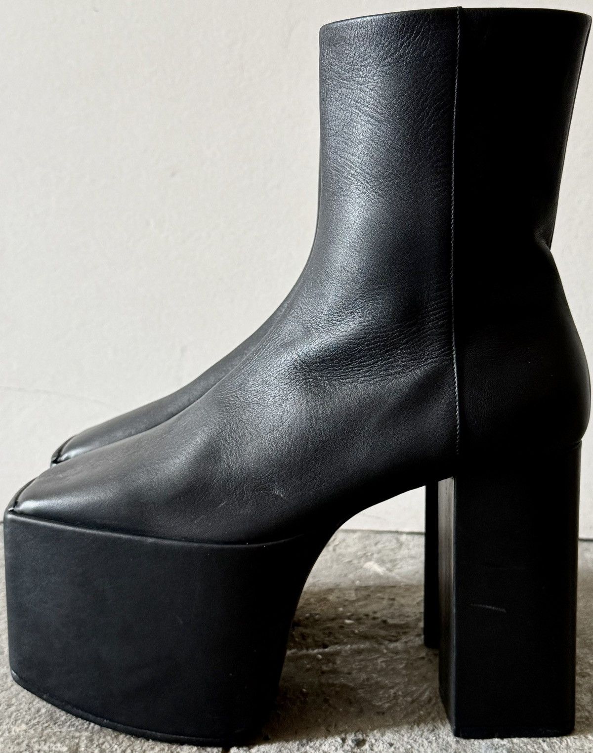 Balenciaga Balenciaga - Demna - FW16 - Runway Platform Boots -Calf Skin Size US 8 / IT 38 - 2 Thumbnail