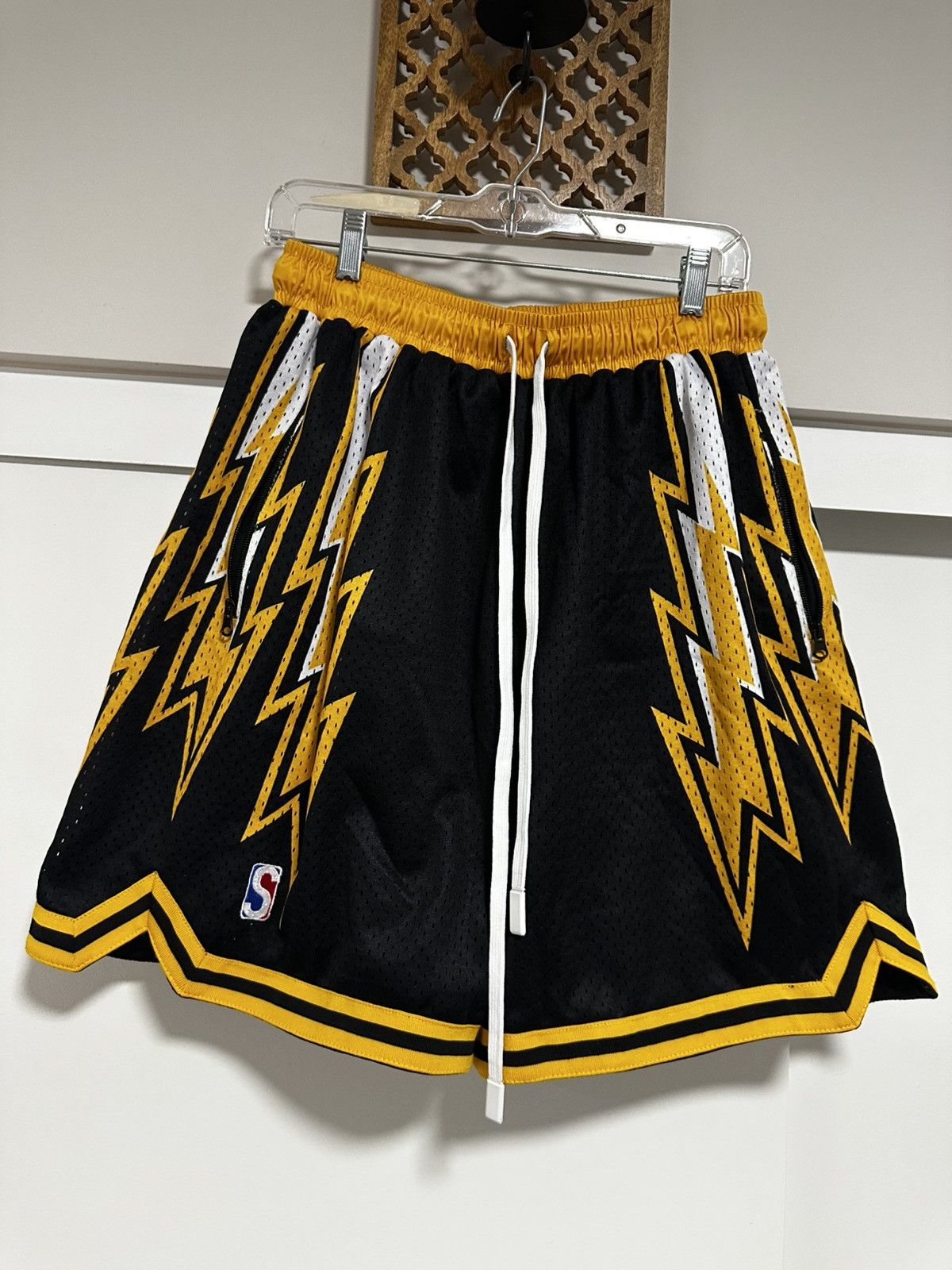 Other ‘Thunder 4’ bolt shorts Size US 36 / EU 52 - 1 Thumbnail