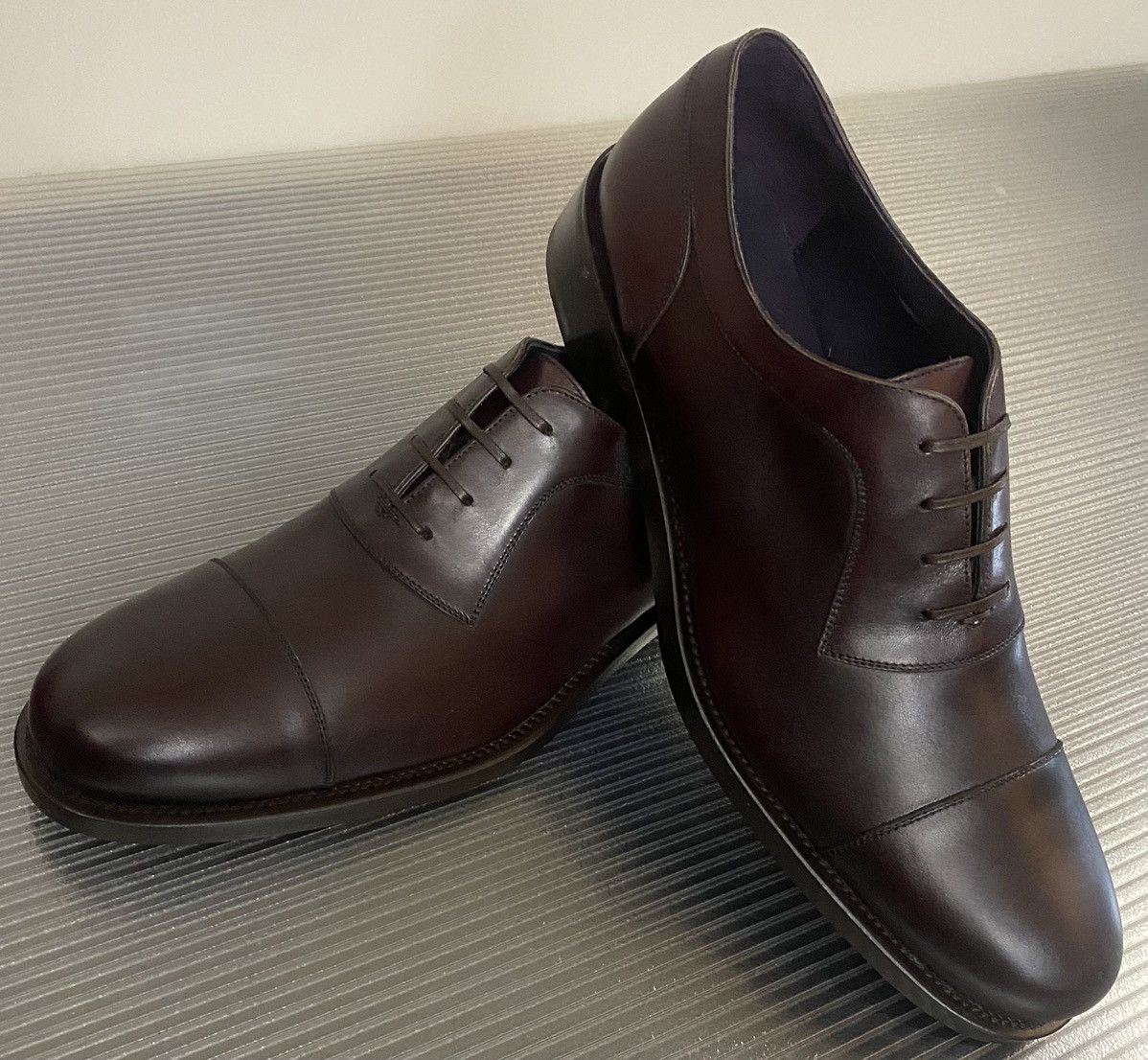Salvatore Ferragamo Ferragamo 🇮🇹 berry Salviatino cap toe oxfords 12 D NEW Size US 12 / EU 45 - 3 Thumbnail