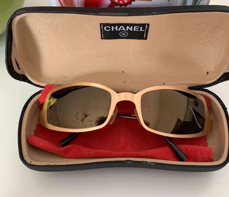 Chanel Chanel Sunglasses 4022 CC Rhinestone 4017 Rimless A0057 Size ONE SIZE - 3 Thumbnail