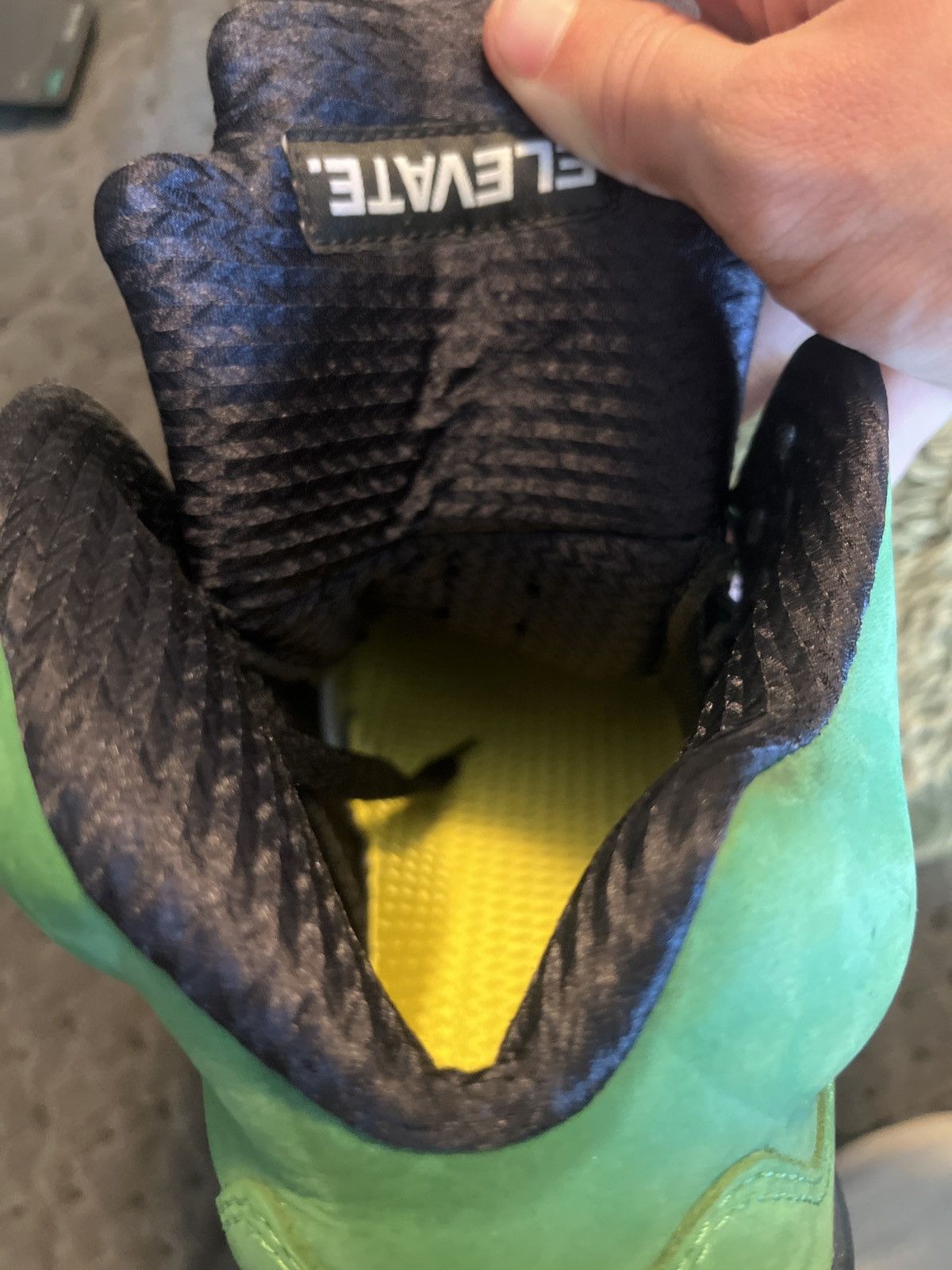 Jordan Brand Air Jordan 5 Retro SE - “Oregon” Size US 7.5 / EU 40-41 - 9 Thumbnail