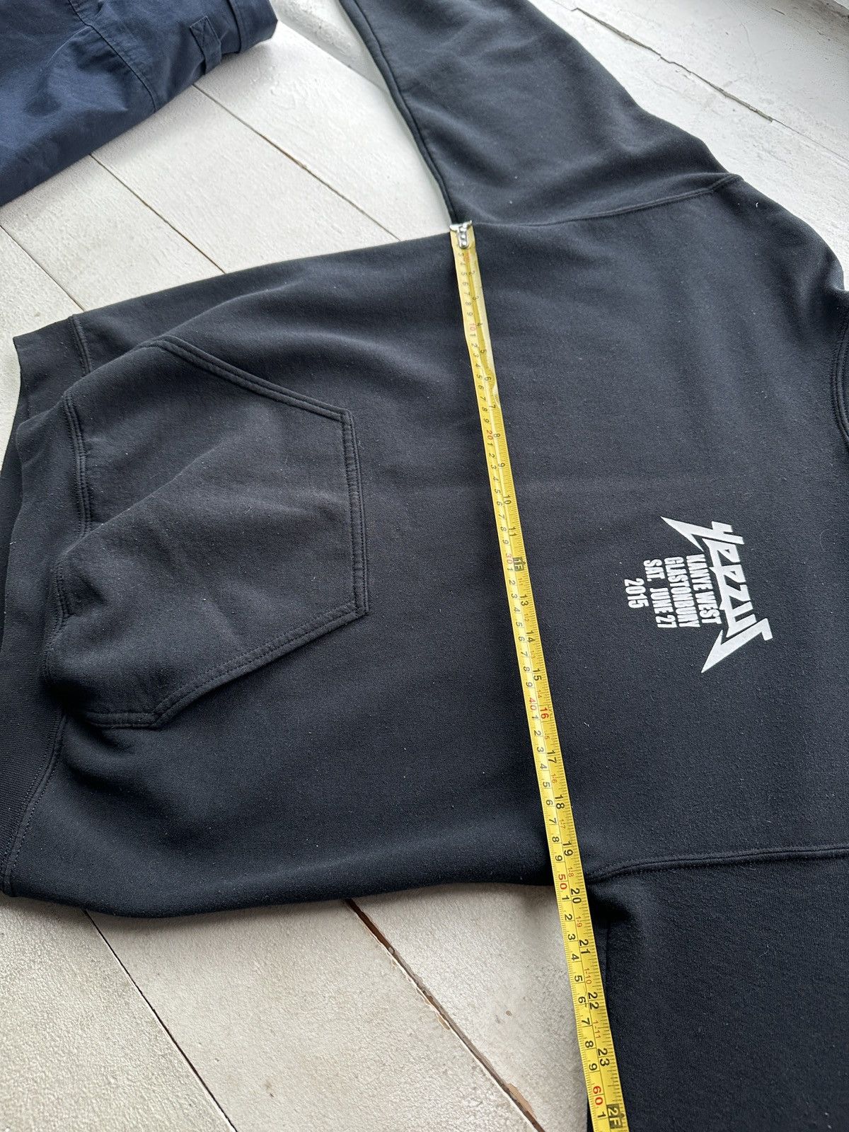 Other 🚨 YEEZUS KANYE WEST BAGGY BOXY SK8 HOODIE GLASTONBURY RARE Size US M / EU 48-50 / 2 - 16 Thumbnail